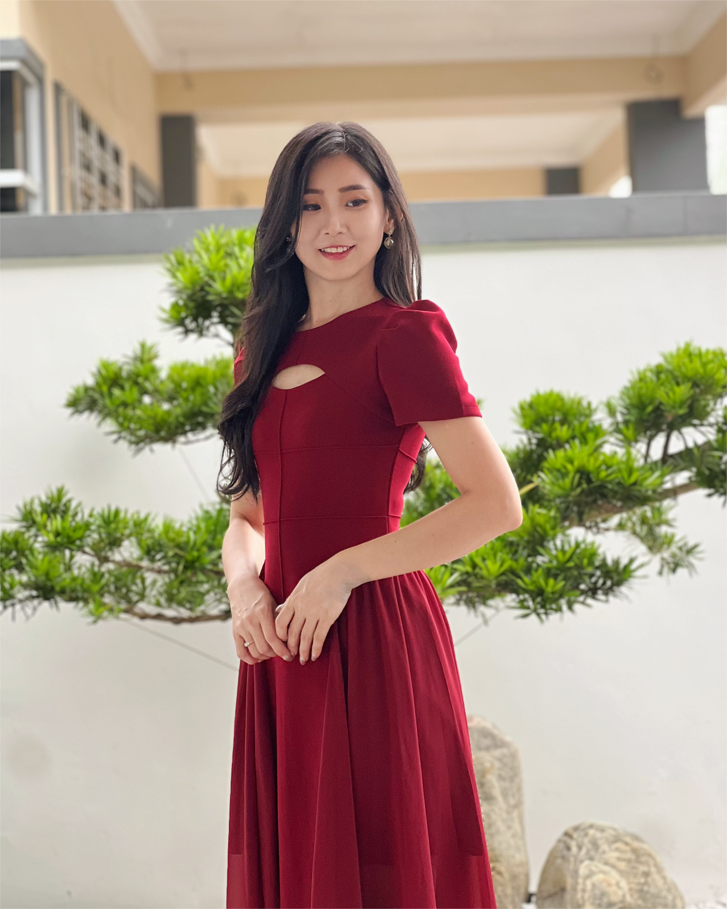 5052 Midnight Princess Silhouette Midi Dress -Maroon