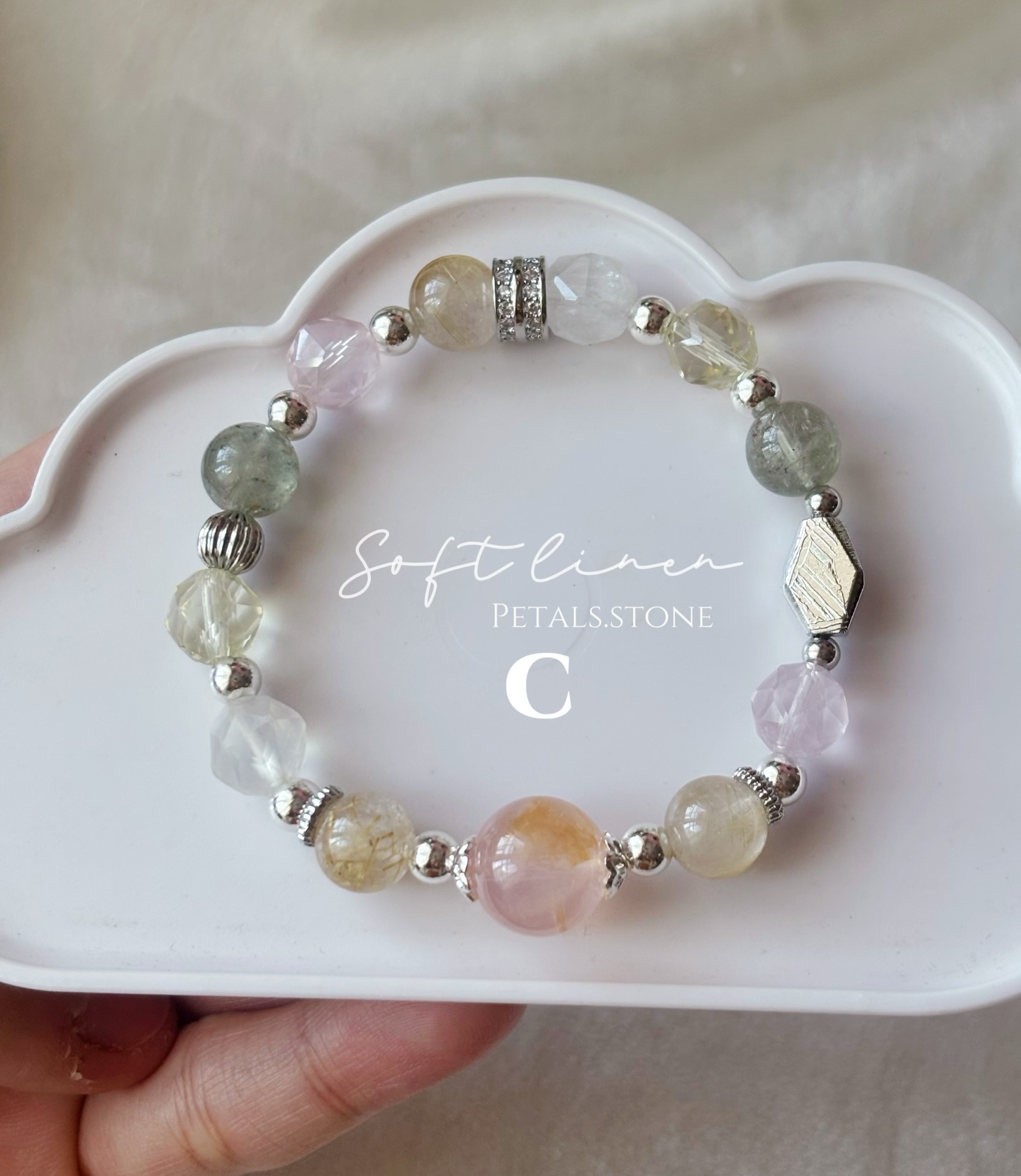 ̈ 𝑺𝒐𝒇𝒕 𝒍𝒊𝒏𝒆𝒏⋆ ₊