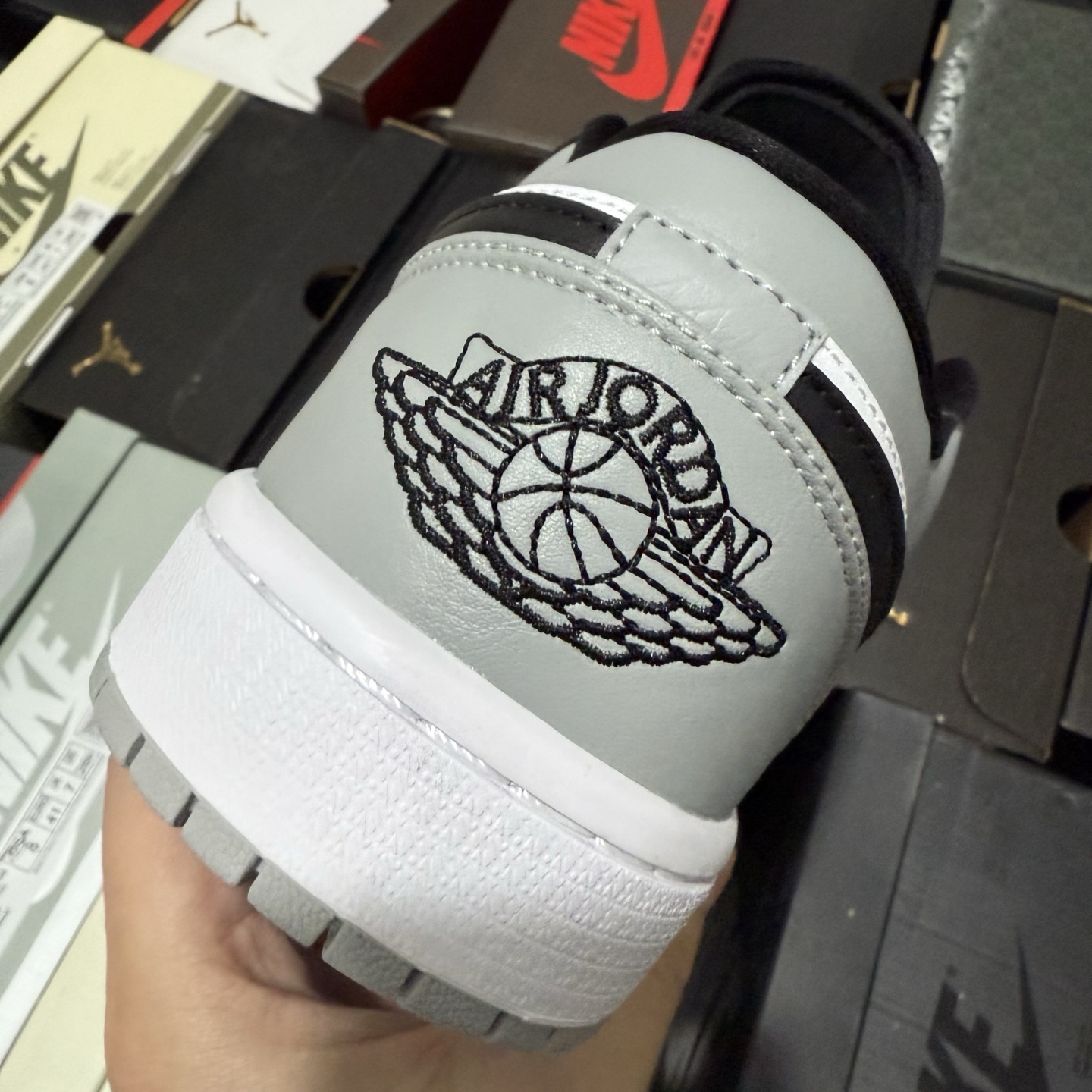 Nike Air Jordan 1 Low "Shadow Toe" 553558-052