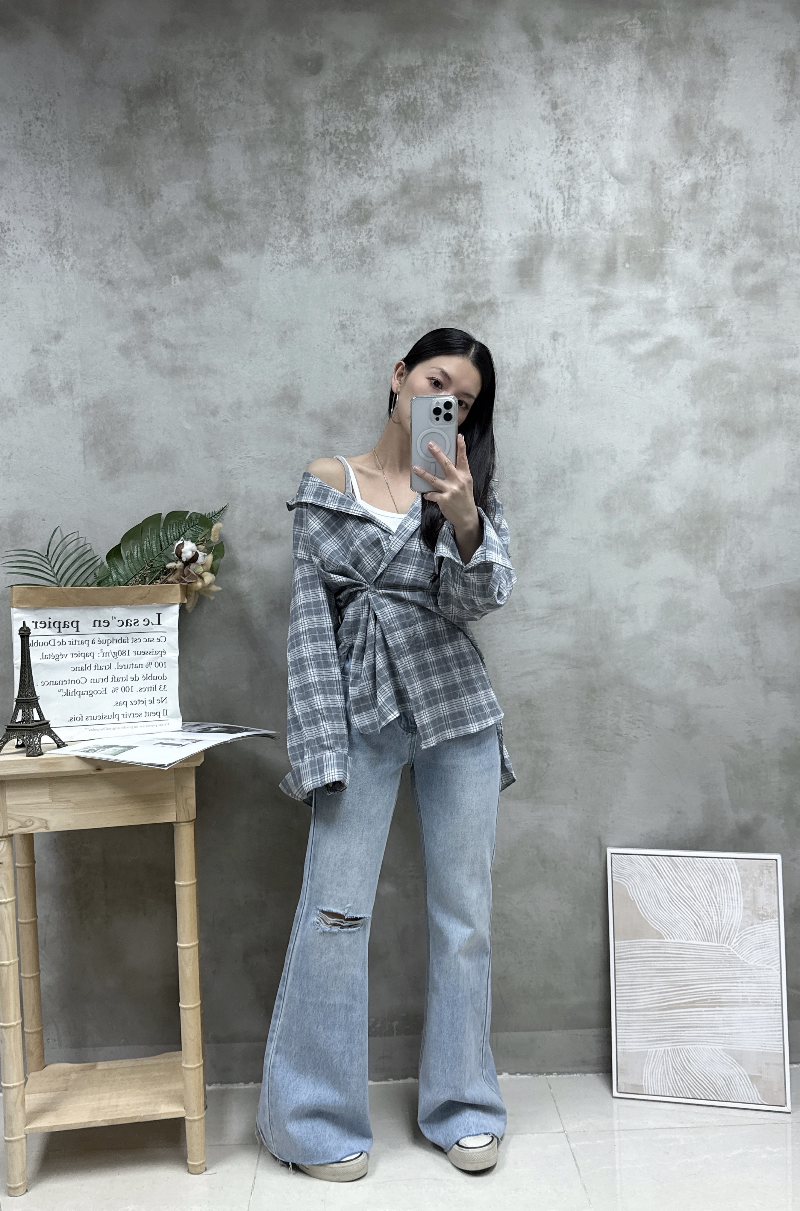 F19 後開叉格仔恤衫