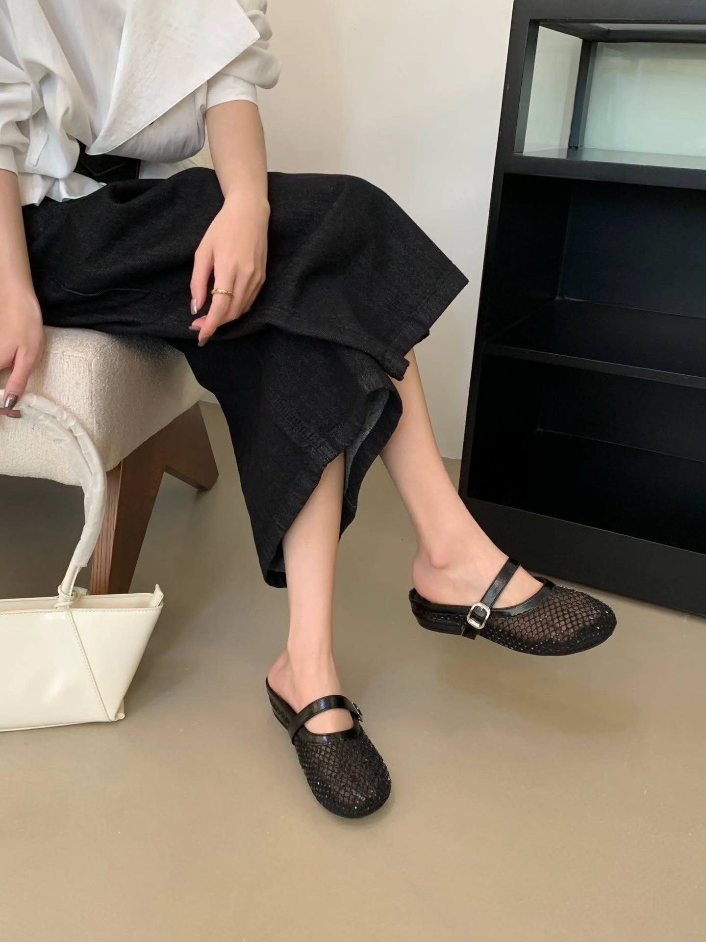 357-7 镂空编织平底鞋 🇨🇳