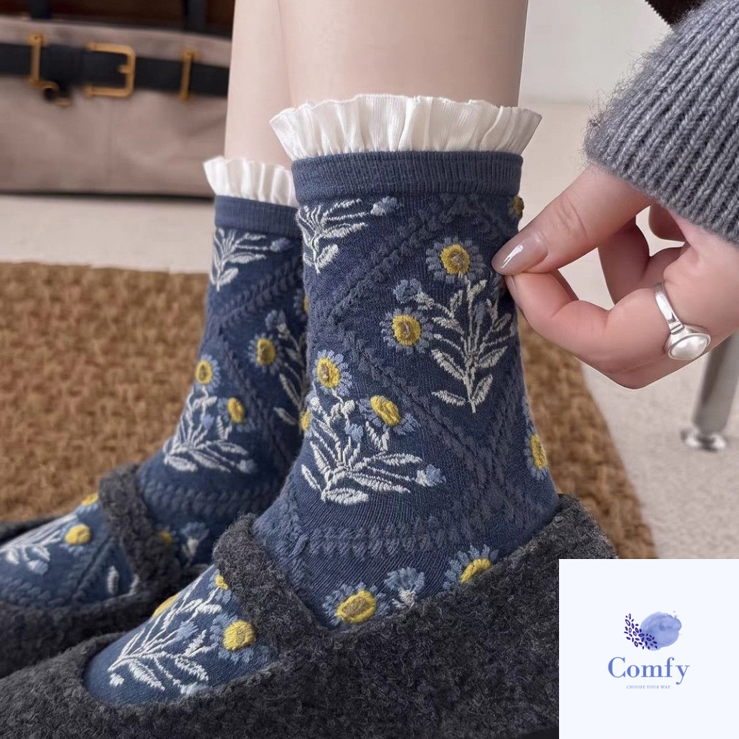 Comfy 小碎花喱士中筒襪