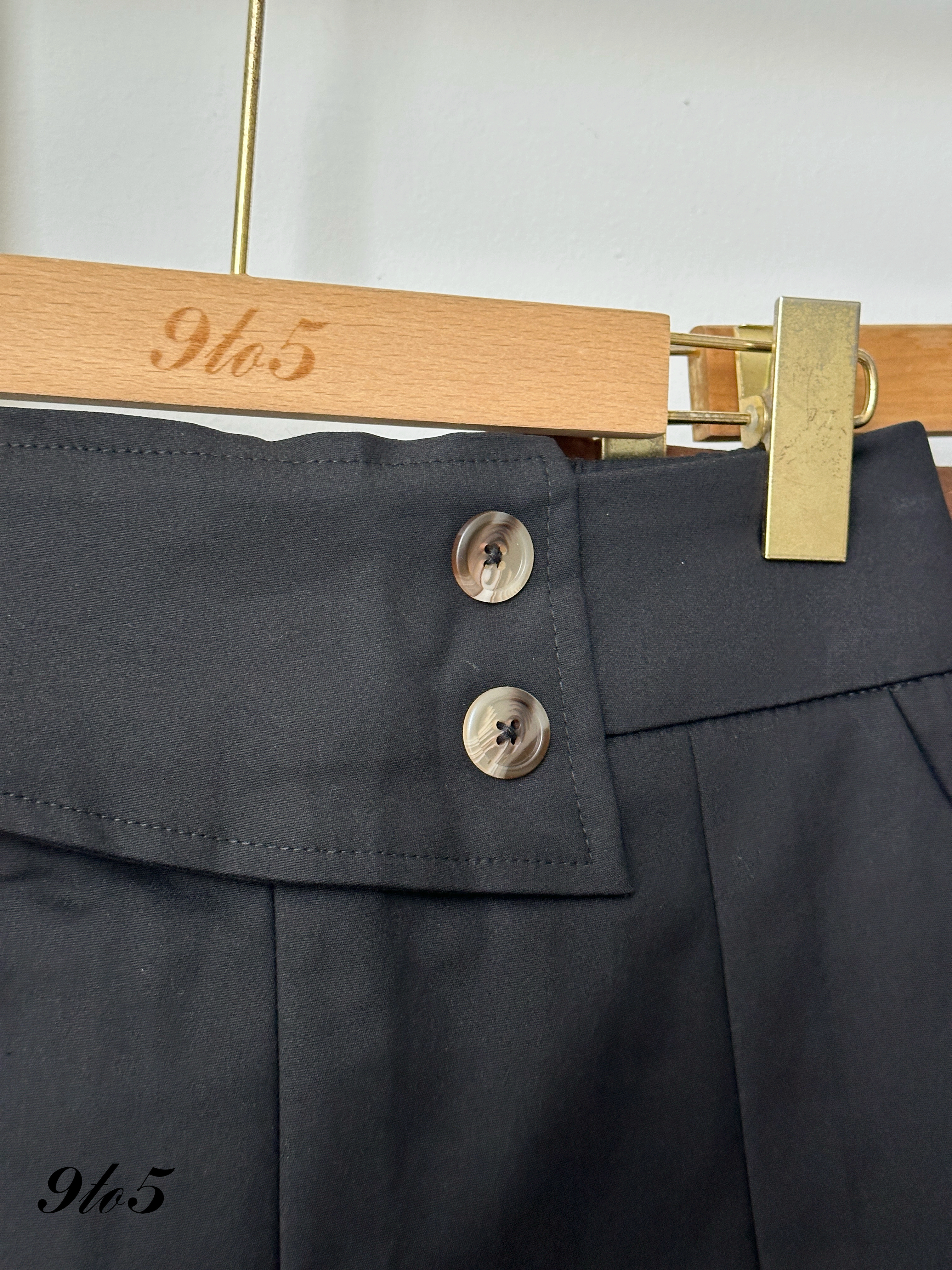 S1858 A Line Short Skirt - Black & Brown