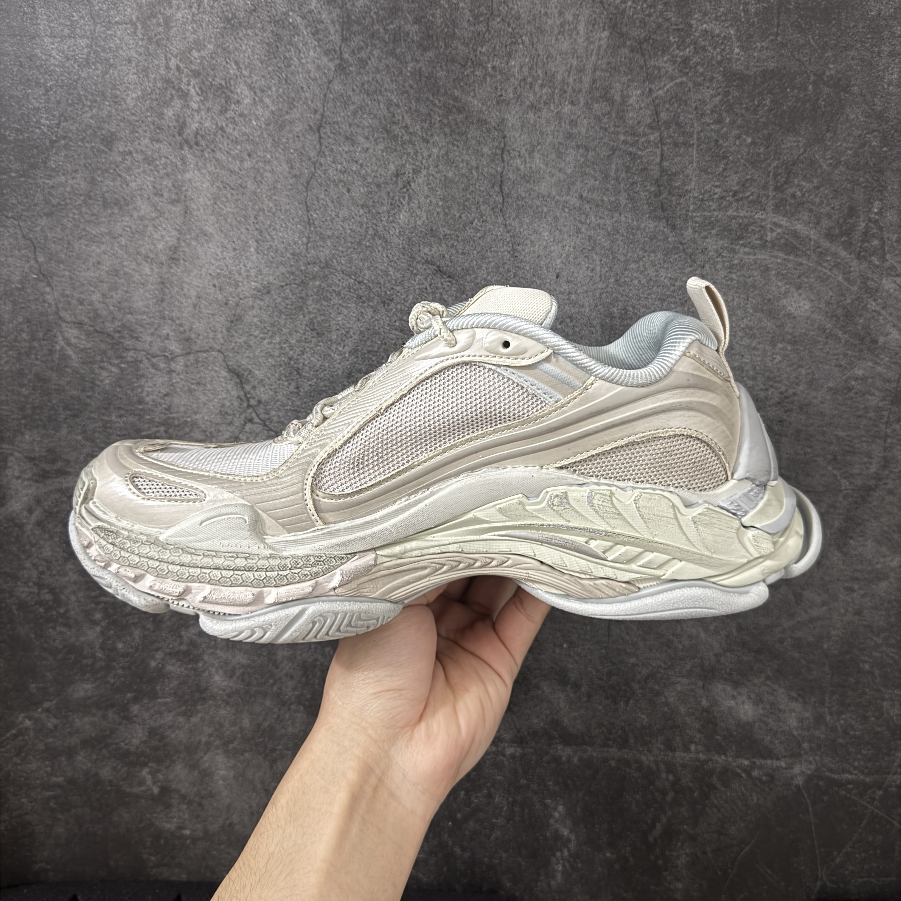 Balenciaga Triple S.2 