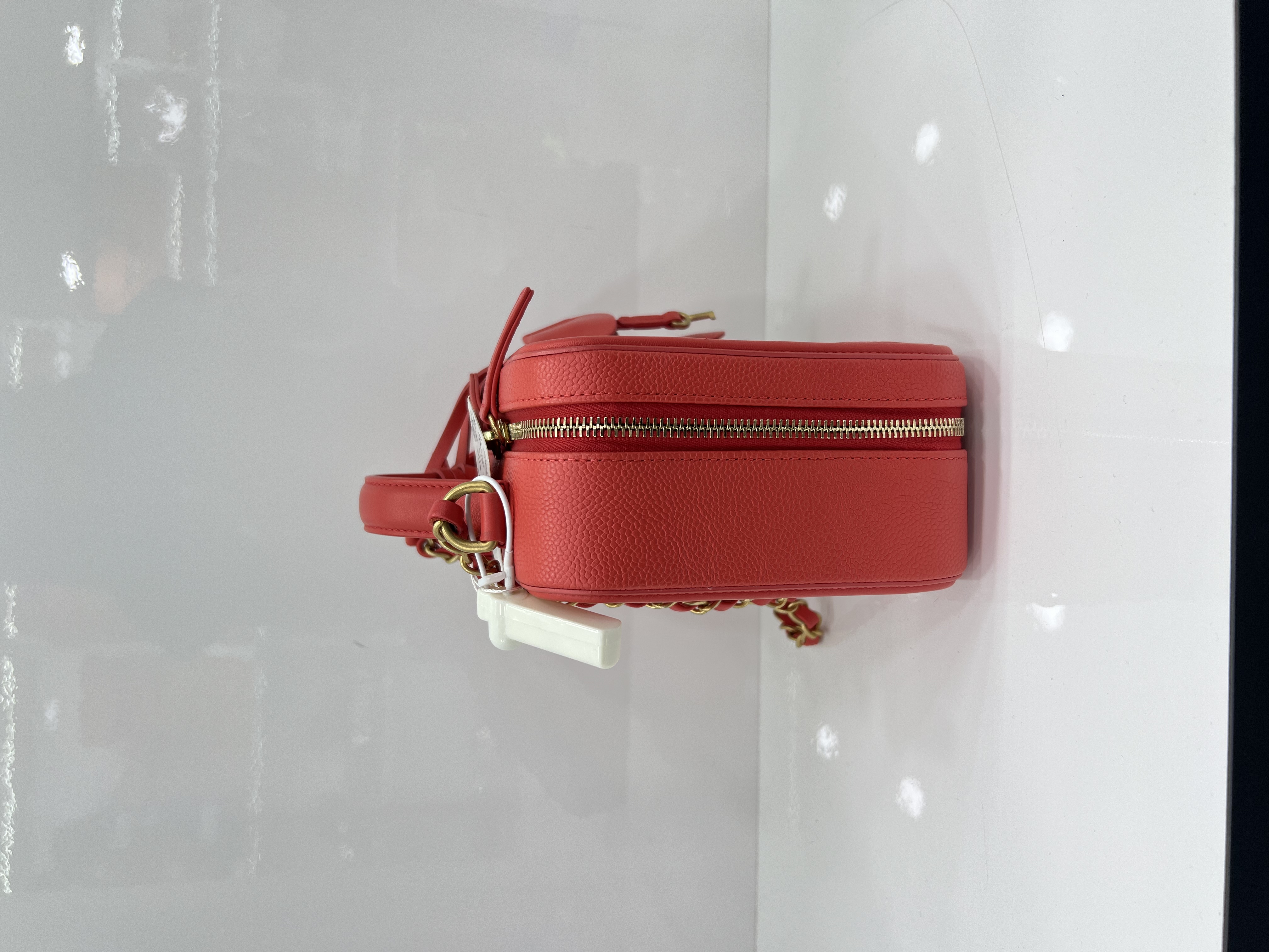 直播貨品 |  [1個-$100 2個-$300］EE81