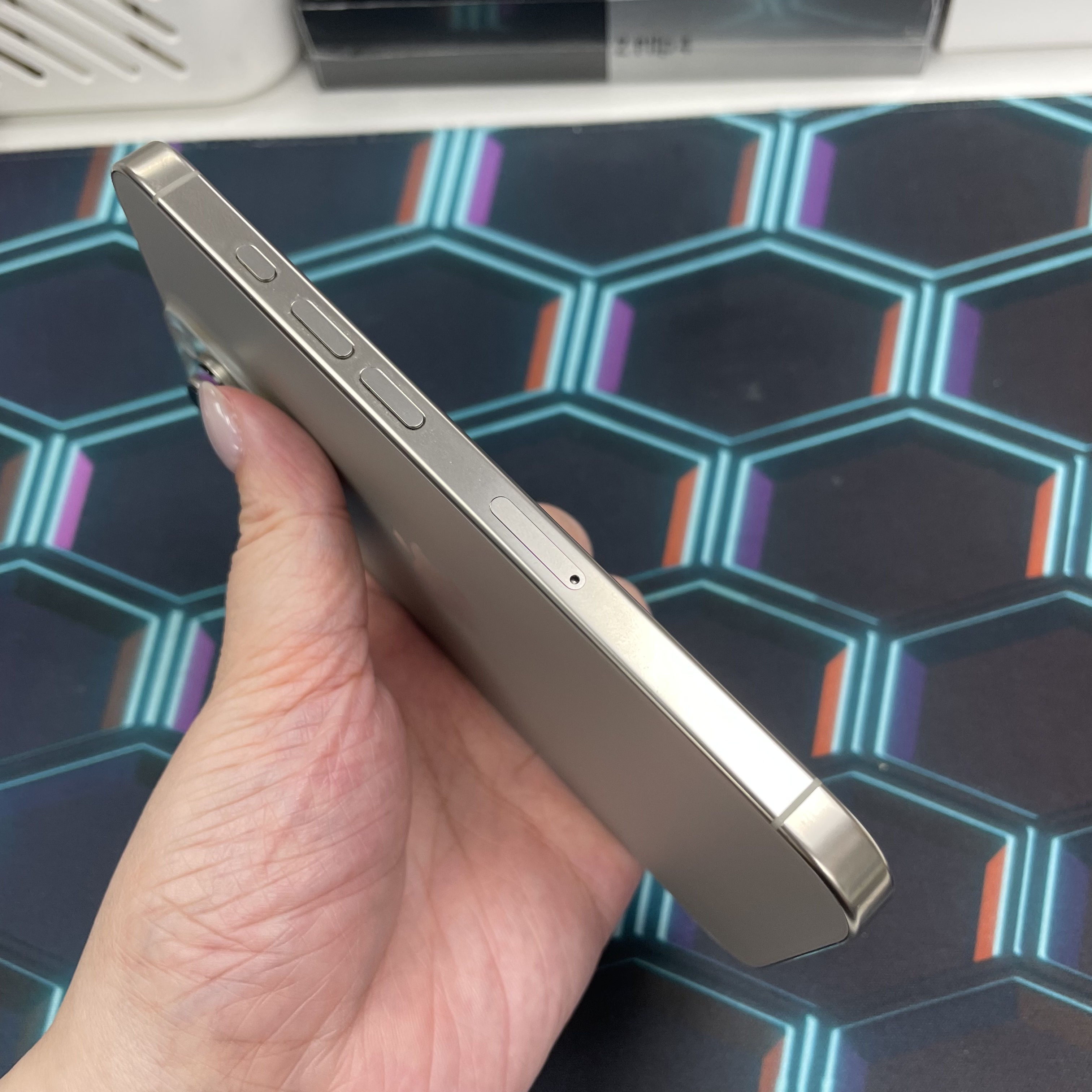 *6461 16 pro 完美機 128GB 電89 原色 gray