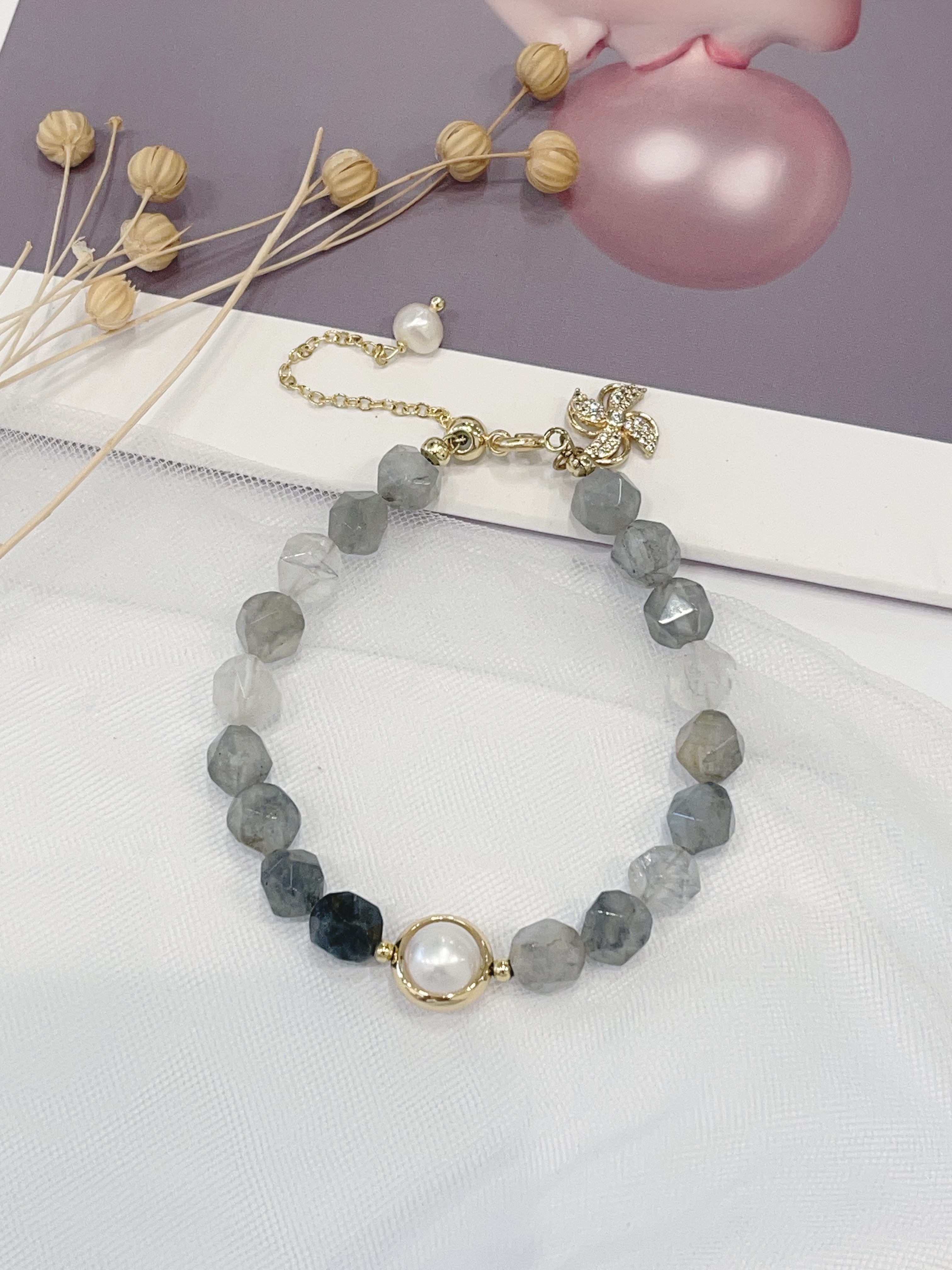 🌫 灰玛瑙 × 珍珠手串 Grey Agate & Pearl ｜菱形切割 ｜7mm