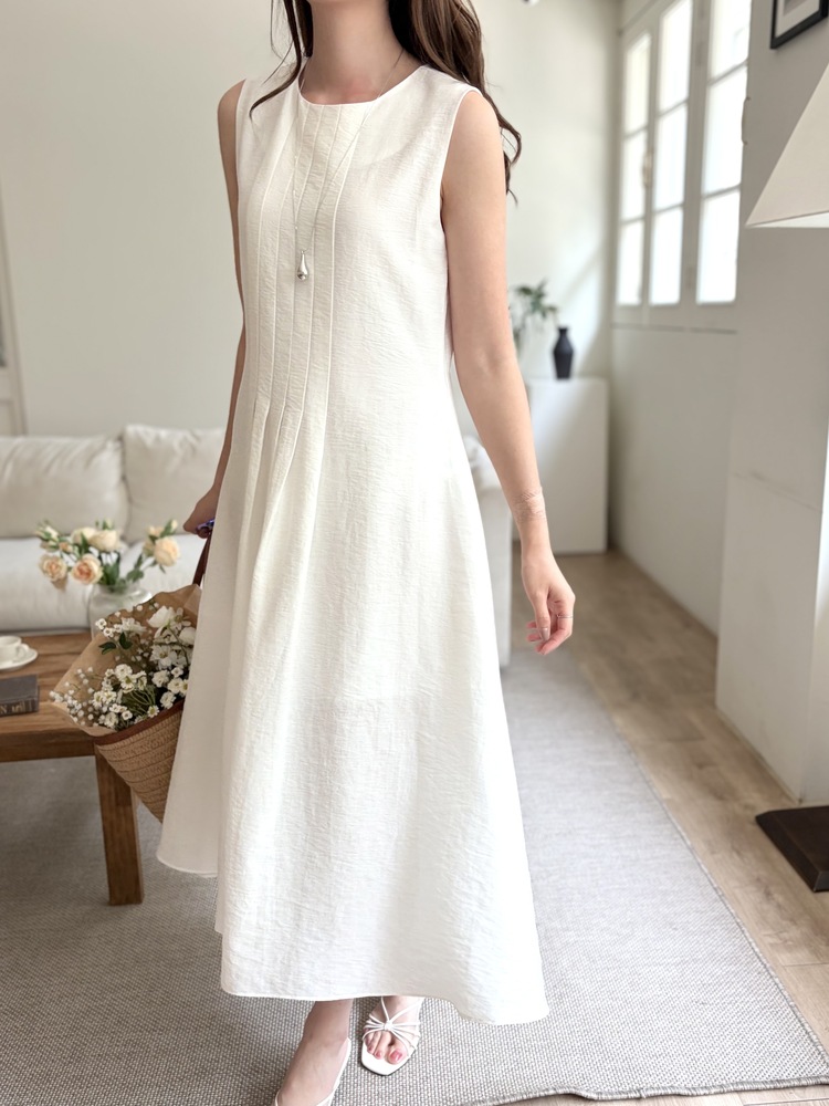 Linen Pintuck Dress (Ivory)