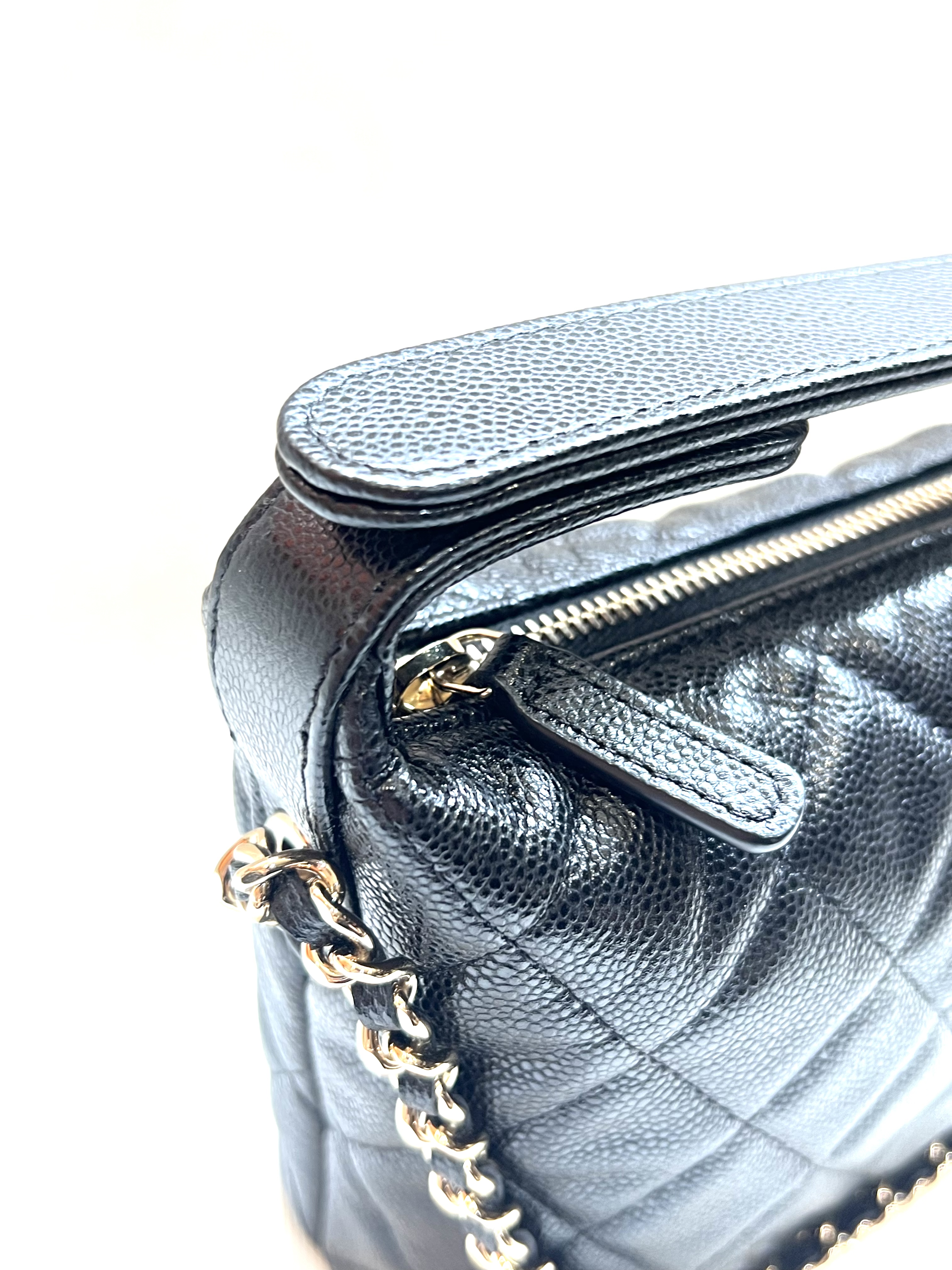 Pre-Owned CHANEL Hobo Bag / Product Code: 26041640