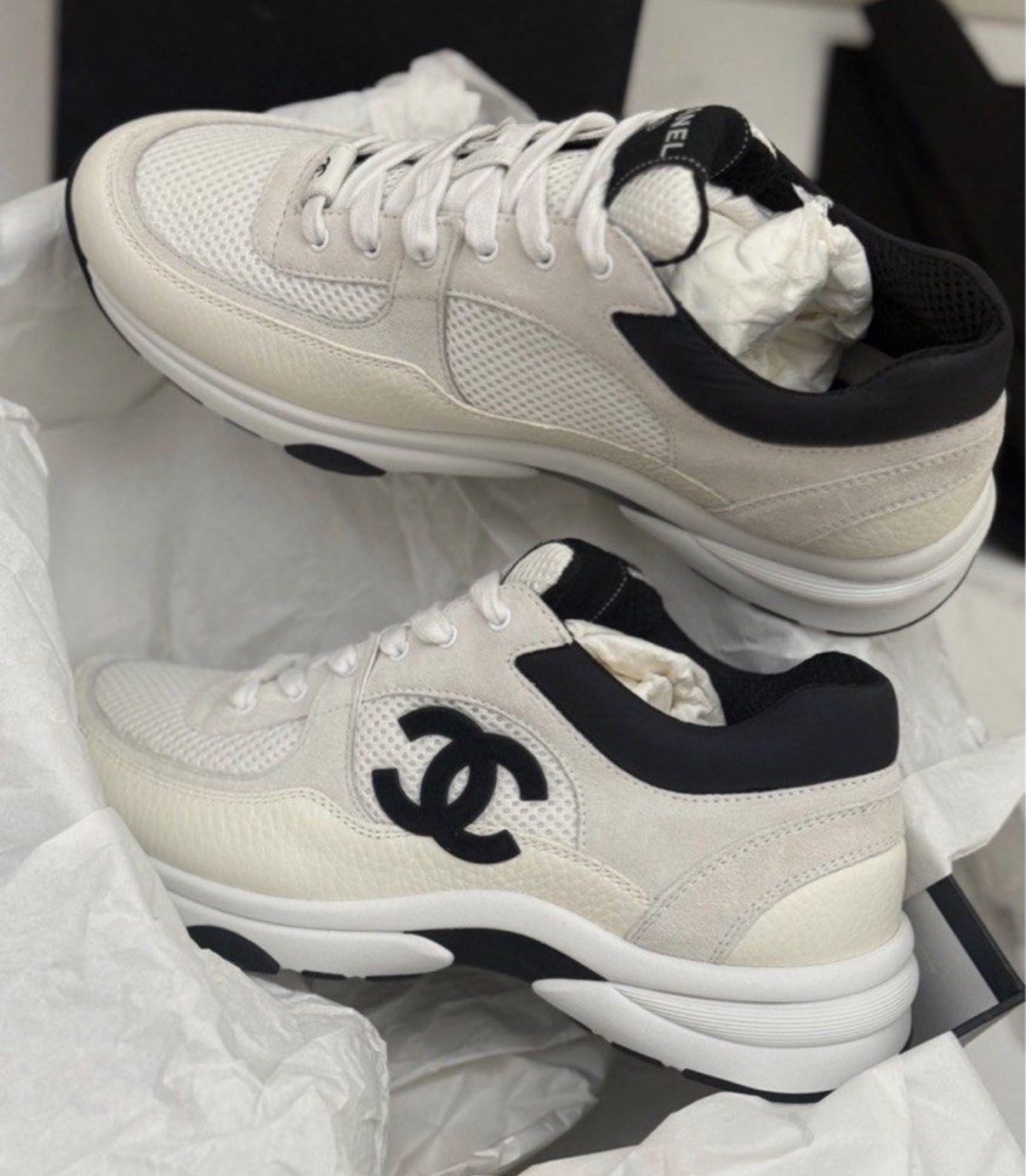 Chanel 熊貓運動鞋