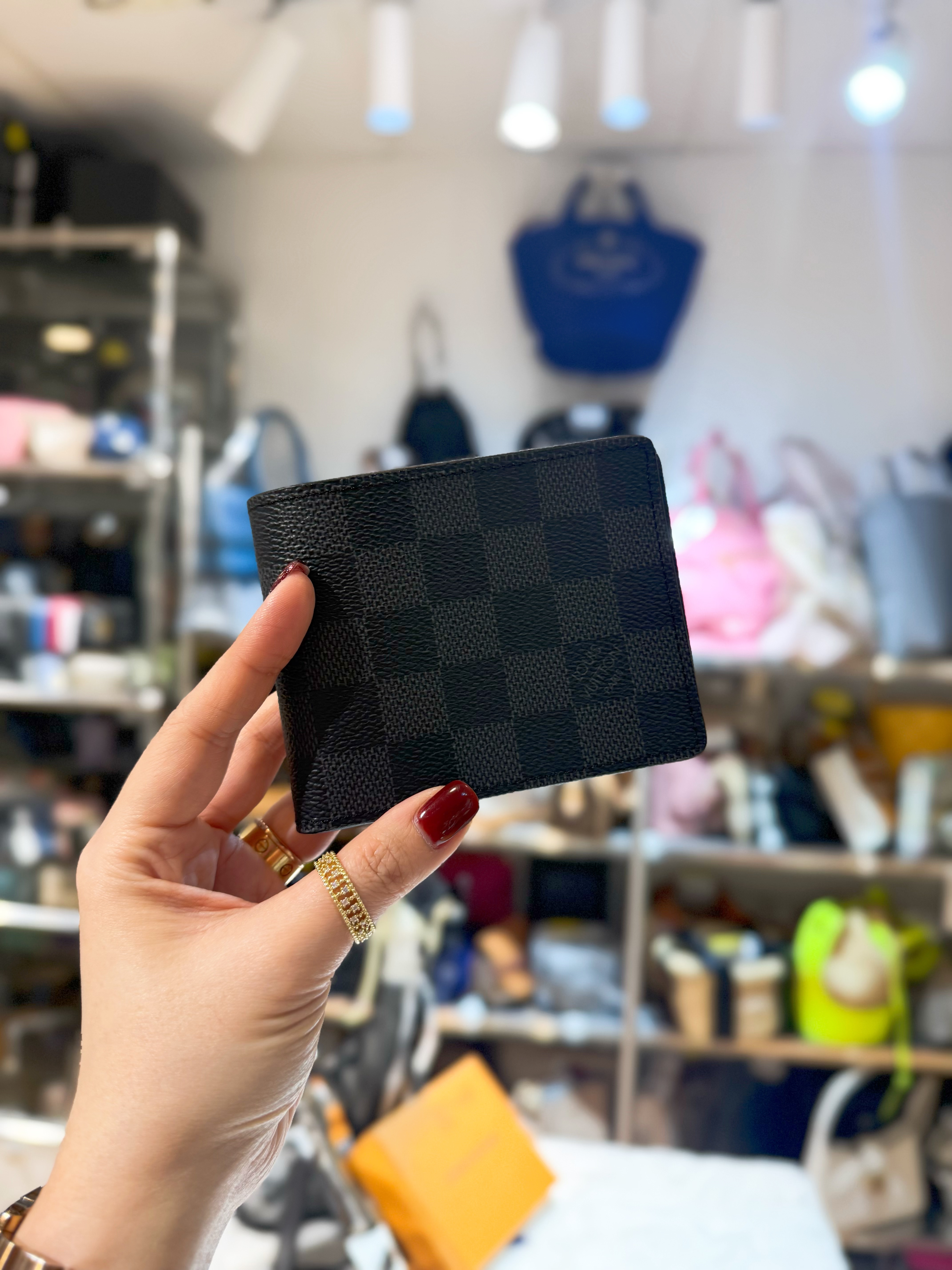 LV bi fold wallet 63261