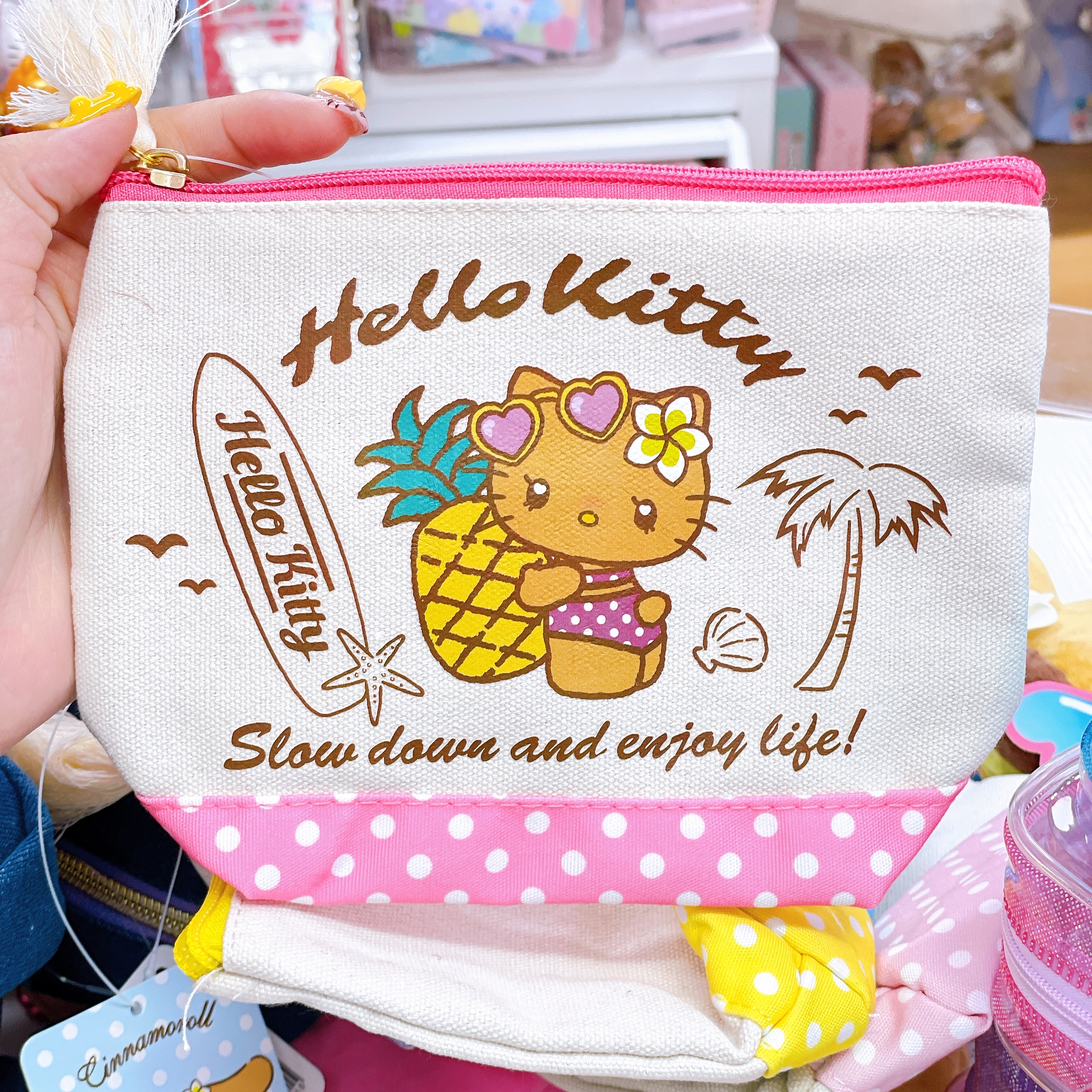 日本直送Sanrio 夏天黑皮泳裝系列 化妝袋