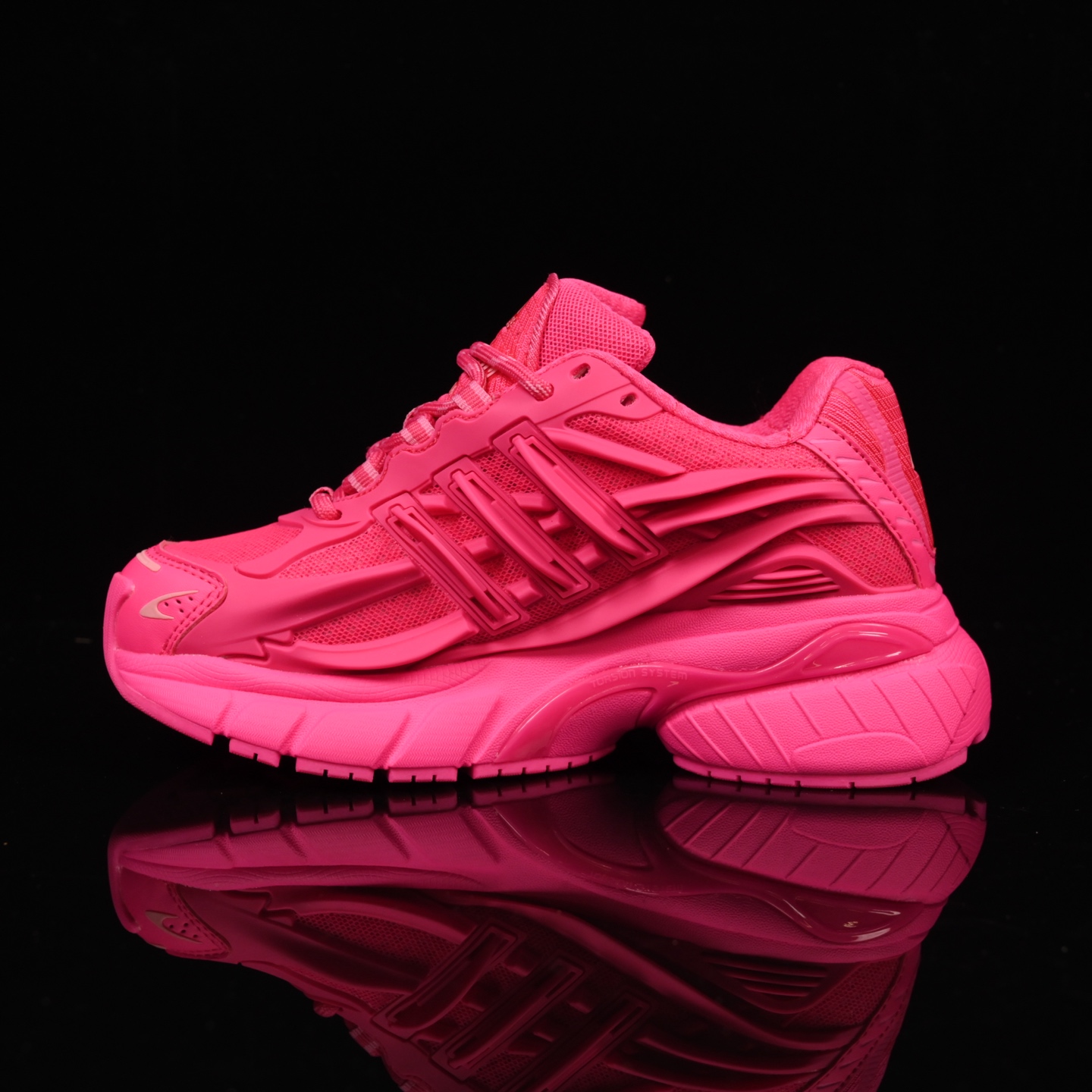 Pharrell Williams x Adidas Adistar Jellyfish 