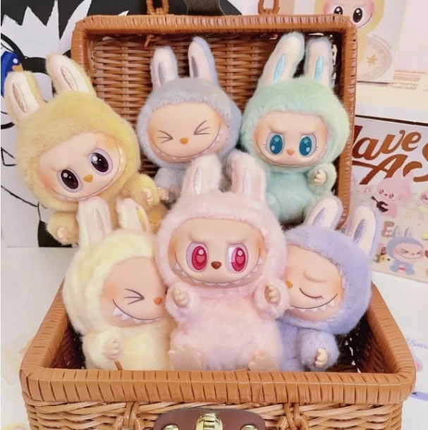 Labubu《THE MONSTERS》— 坐坐樂 軟膠毛絨盲盒