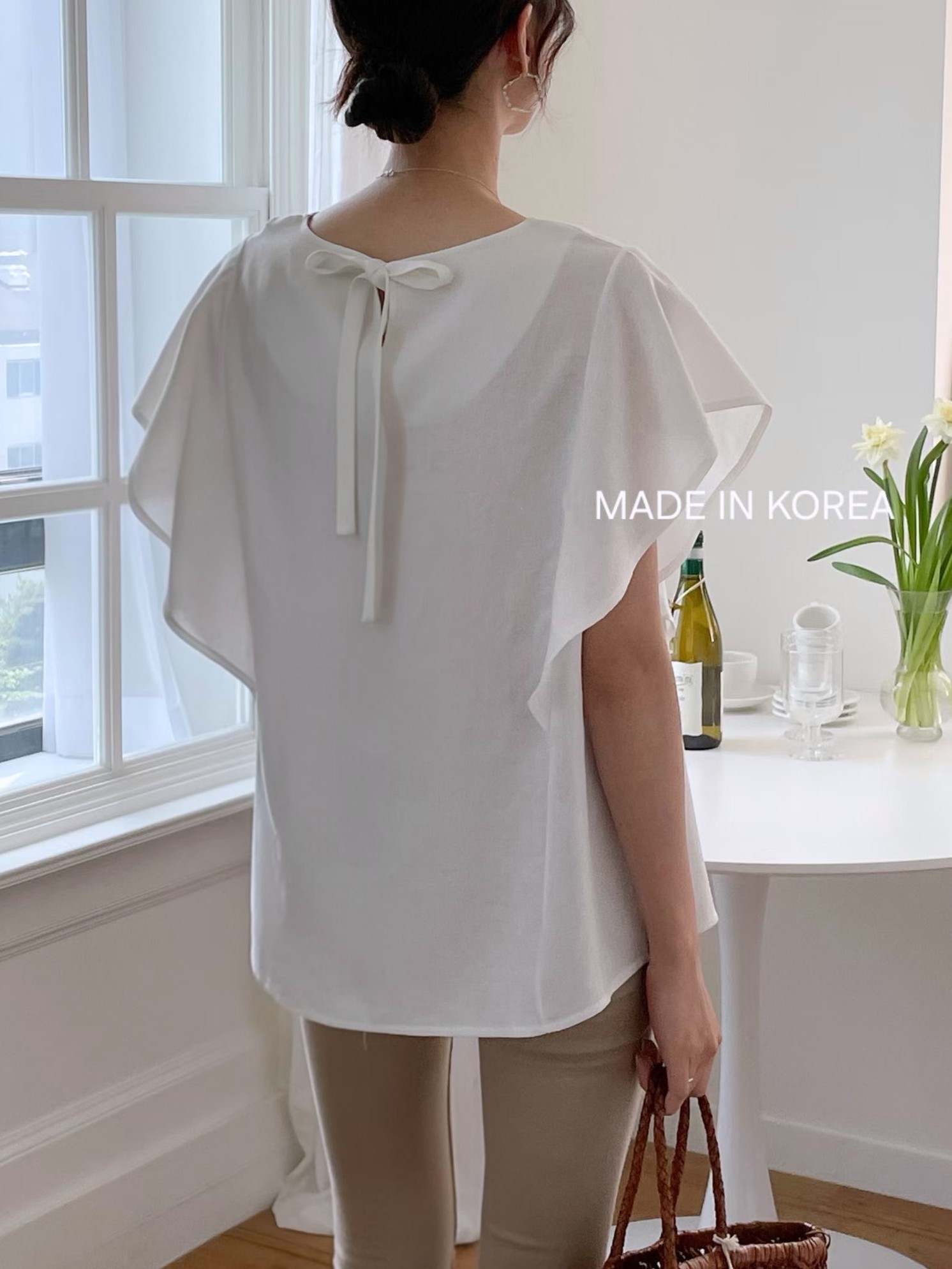 G6277 韓國🇰🇷ruffle後蝴蝶top