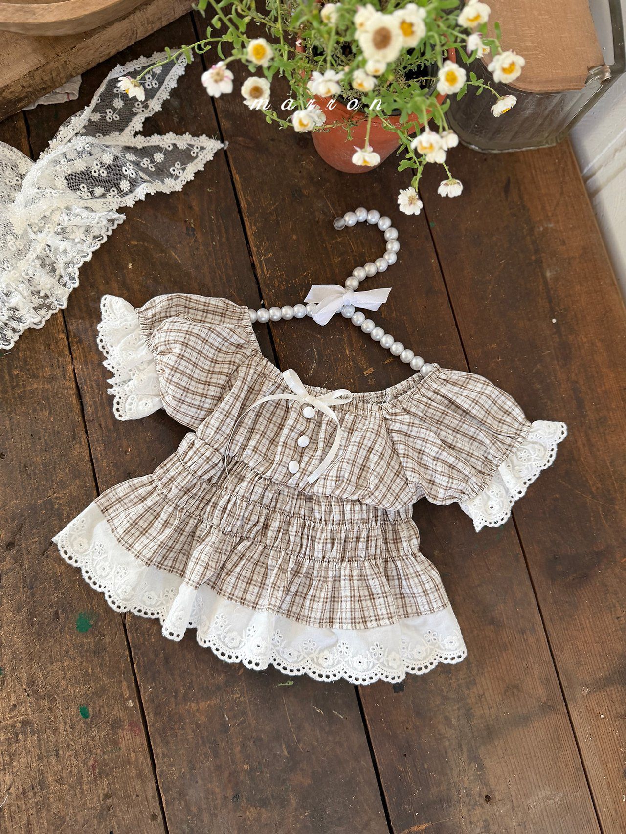 AW4238 Top