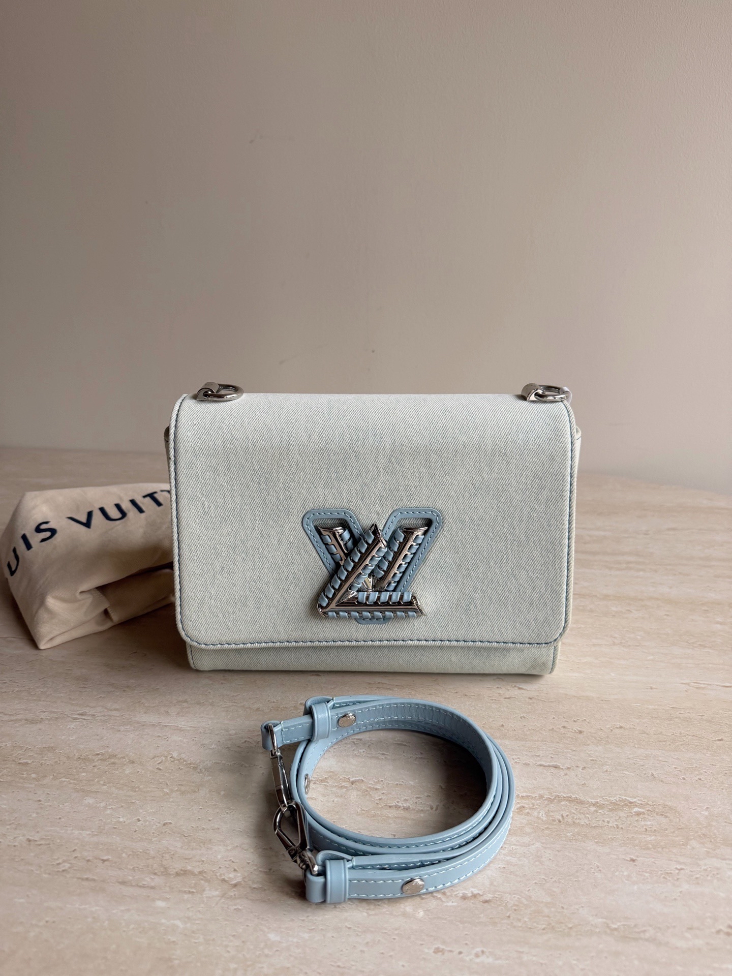 【預訂貨品】LV twist牛仔藍相機包