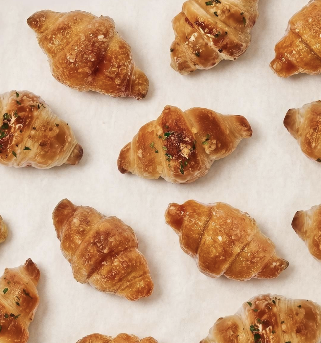 韓國 Delight Project Croissant Chips 低卡牛角包脆片 ｜焦糖 / 大蒜麵包