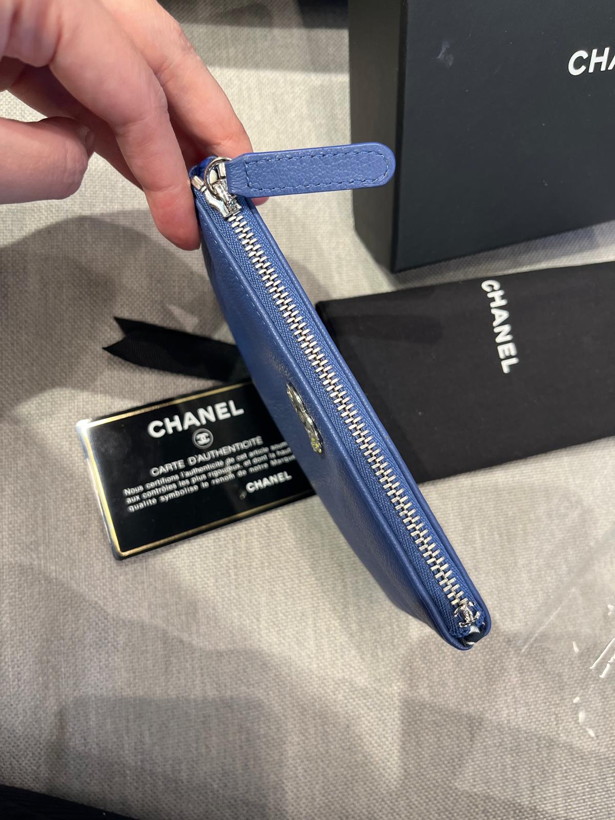 未使用品 Chanel zip mini pouch 15cm 牛皮 100%Authentic, 未使用品,unused ✅card✅dust bag✅box