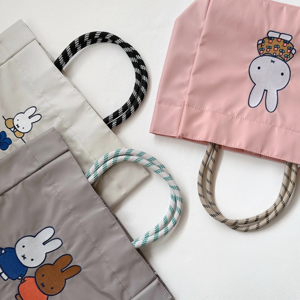 2026春夏新作 Dick Bruna miffy College TOTE BAG 刺繍款 灰色 