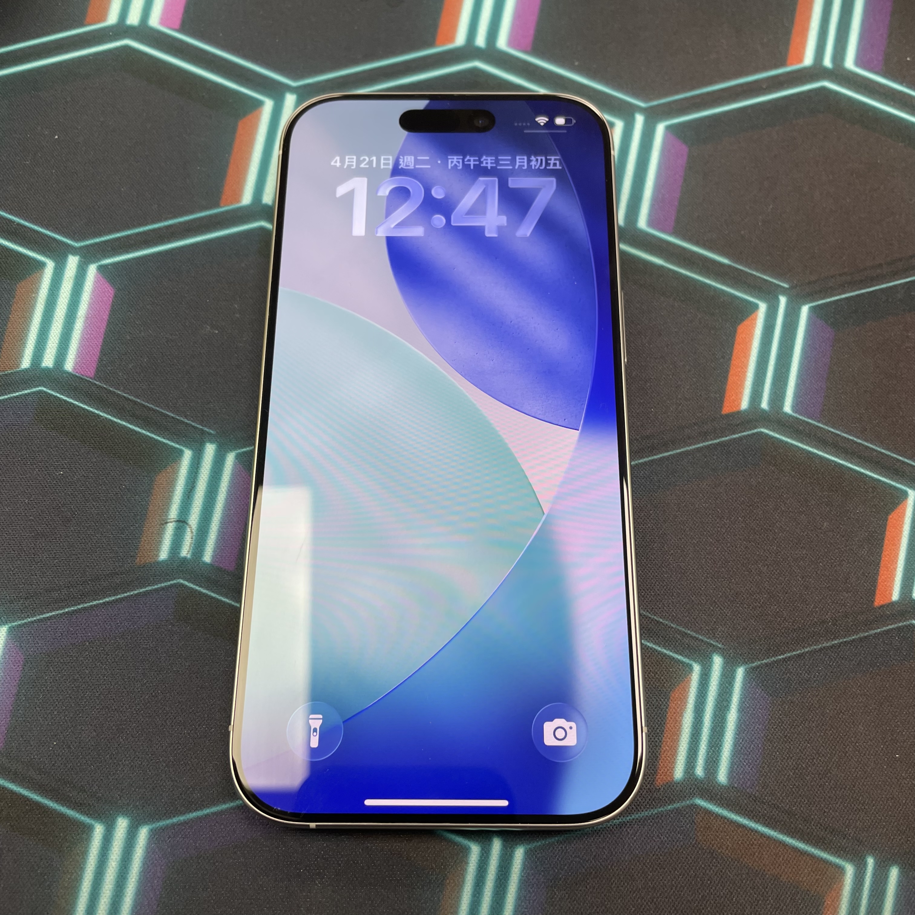 *6405 16 pro 勁靚機 256GB 電90 白色 white