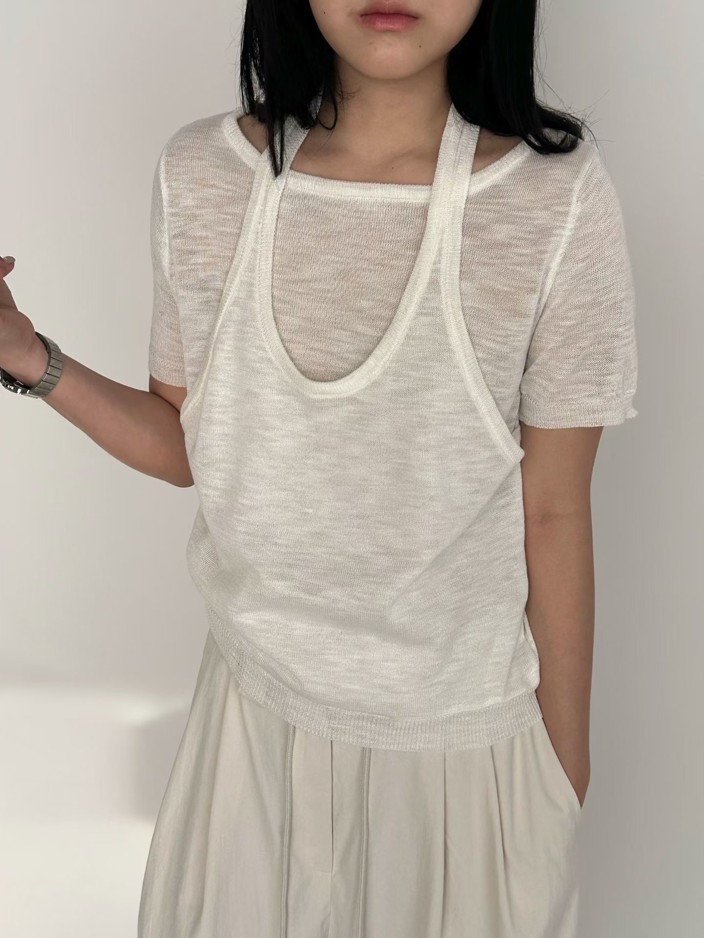 時尚掛脖針織上衣