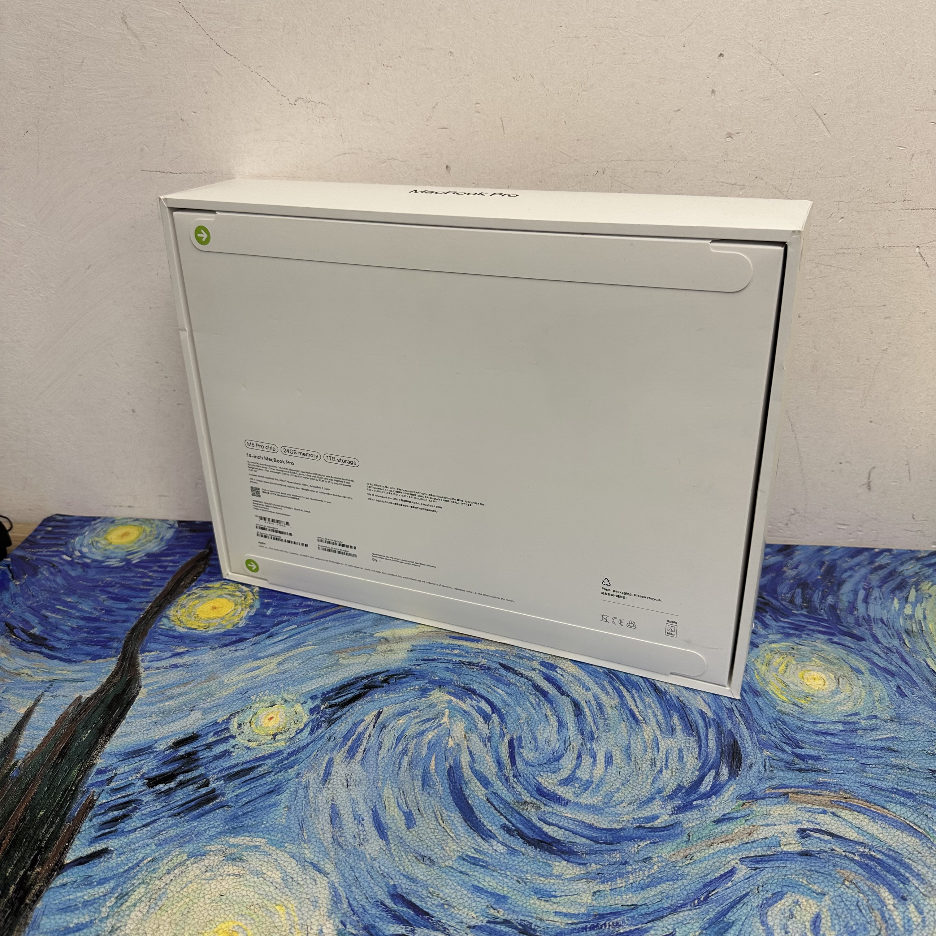 #5931 全新 Apple MacBook M5 Pro 2025 M5 Pro CPU/24GB Ram/1TB SSD/16核心GPU/Liquid Retina XDR Mon/14吋/黑色/ MacBook Pro M5 / MacbookPro M5 Pro / Laptop / Notebook / Ultrabook / Netflix/ YouTube / Black / silver /Office / Work / 3D