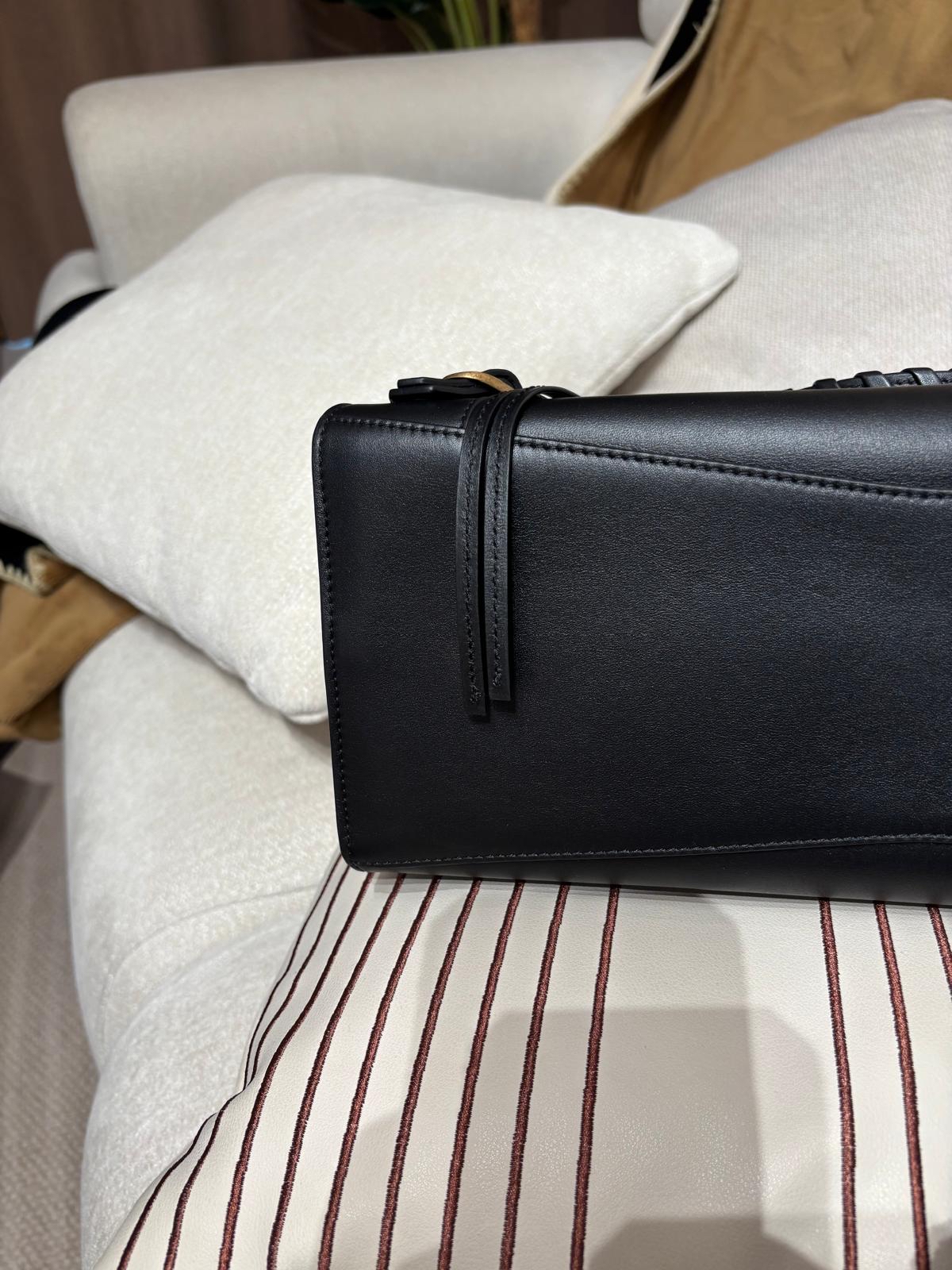 BALENCIAGA NEO CLASSIC CITY 100%Authentic ,95%new 