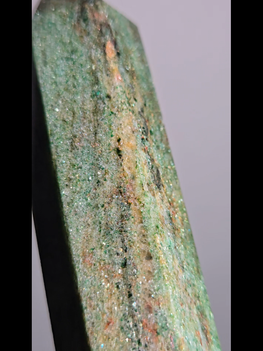 Sparkly gold and green mica in fuchsite tower - MCA73