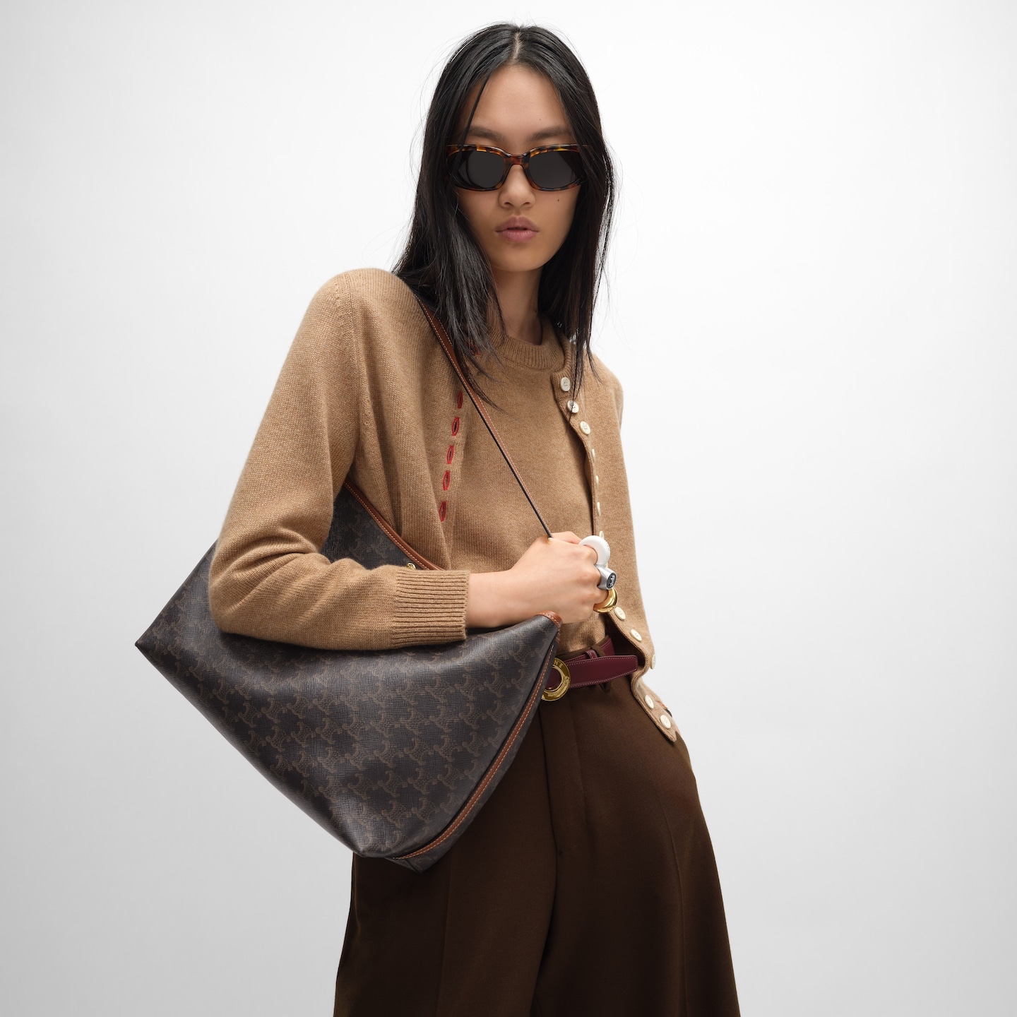 限時優惠✨訂貨🍒Celine shopper bag  Size 32.5x24.5x14cm 容量超高‼️仲附送pouch 肩帶可較長短，側孭或斜孭都得~