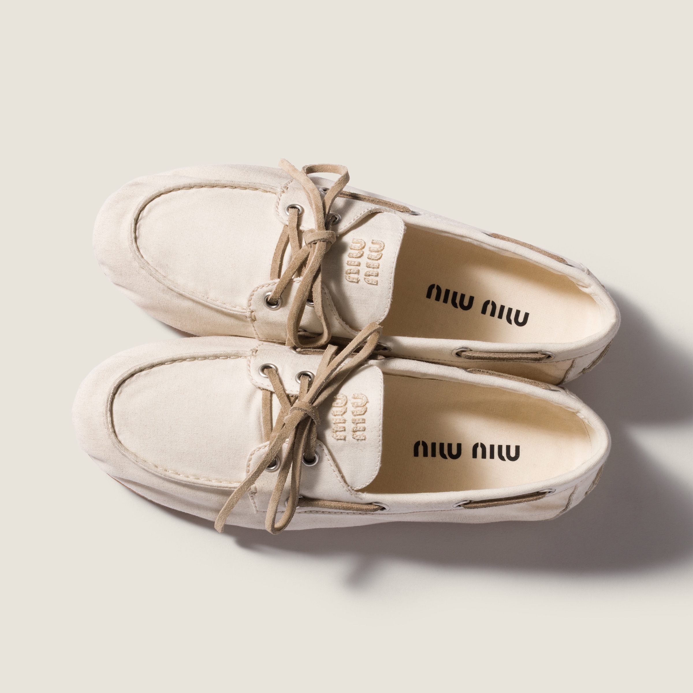 限時優惠✨訂貨🍒MIUMIU 帆布loafer   🔖Size 36/37-39/40/41