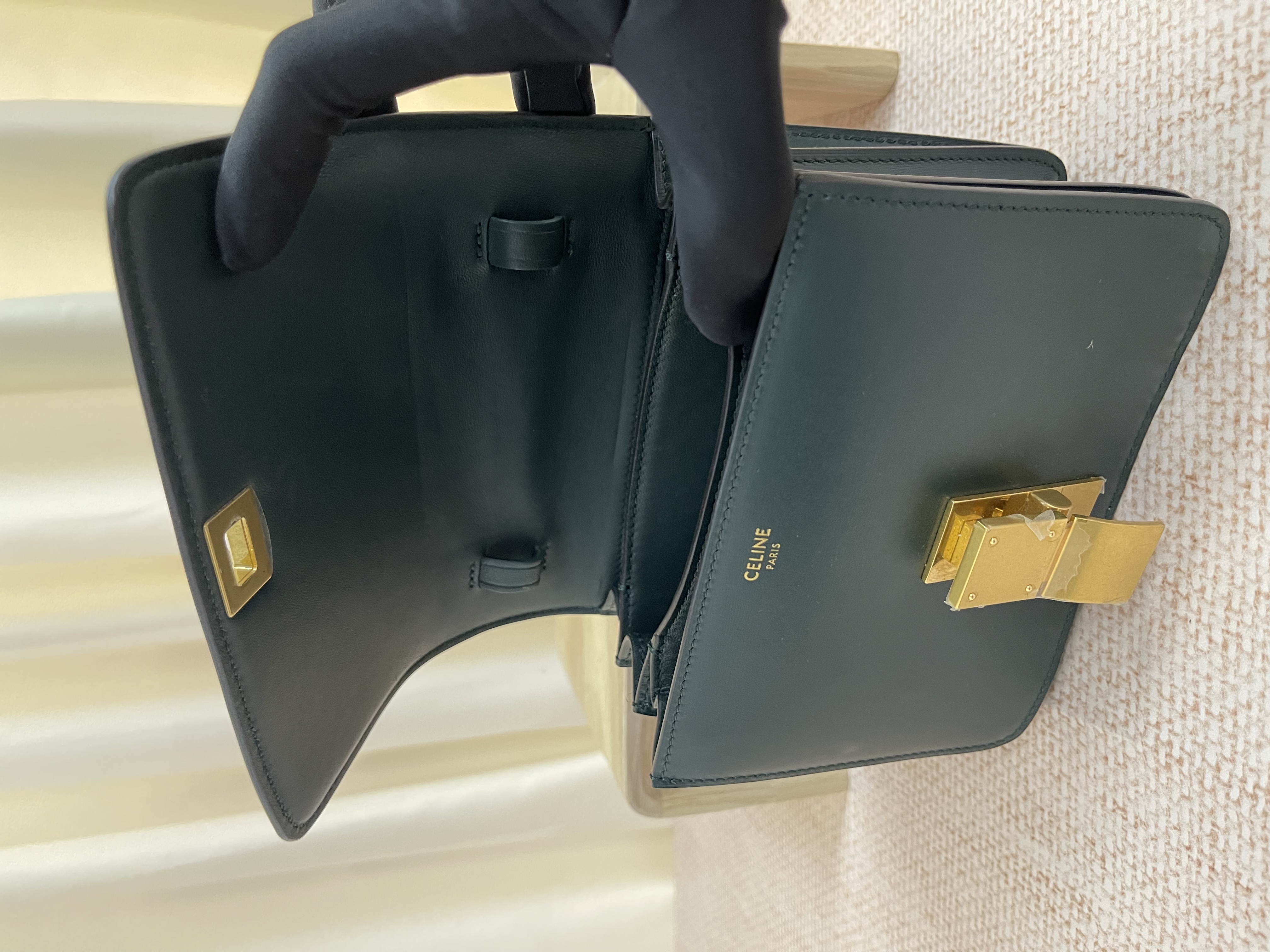 Pre-owned Celine Box/ Product Code: 26022001