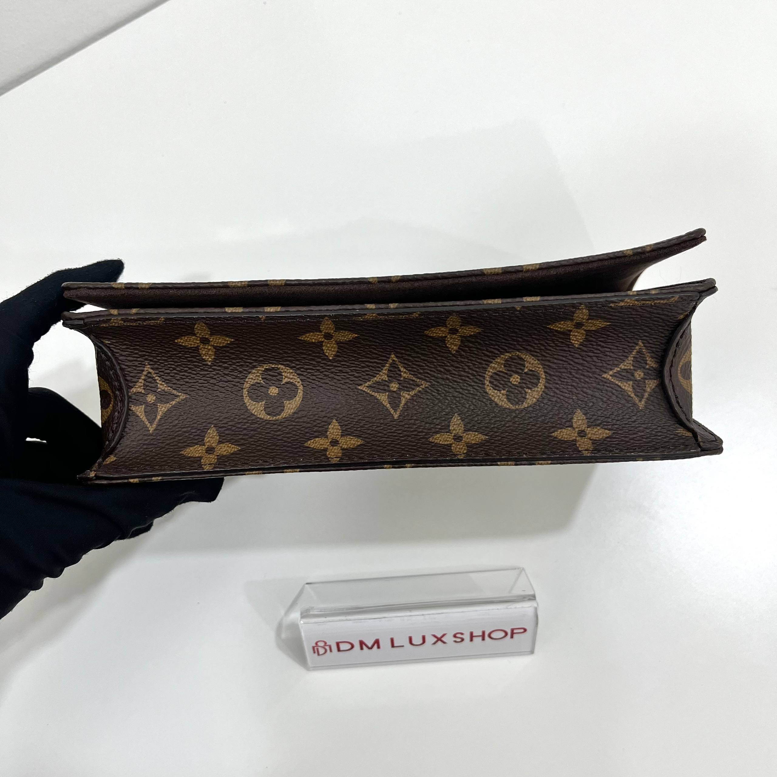 LV Monogram Lily 