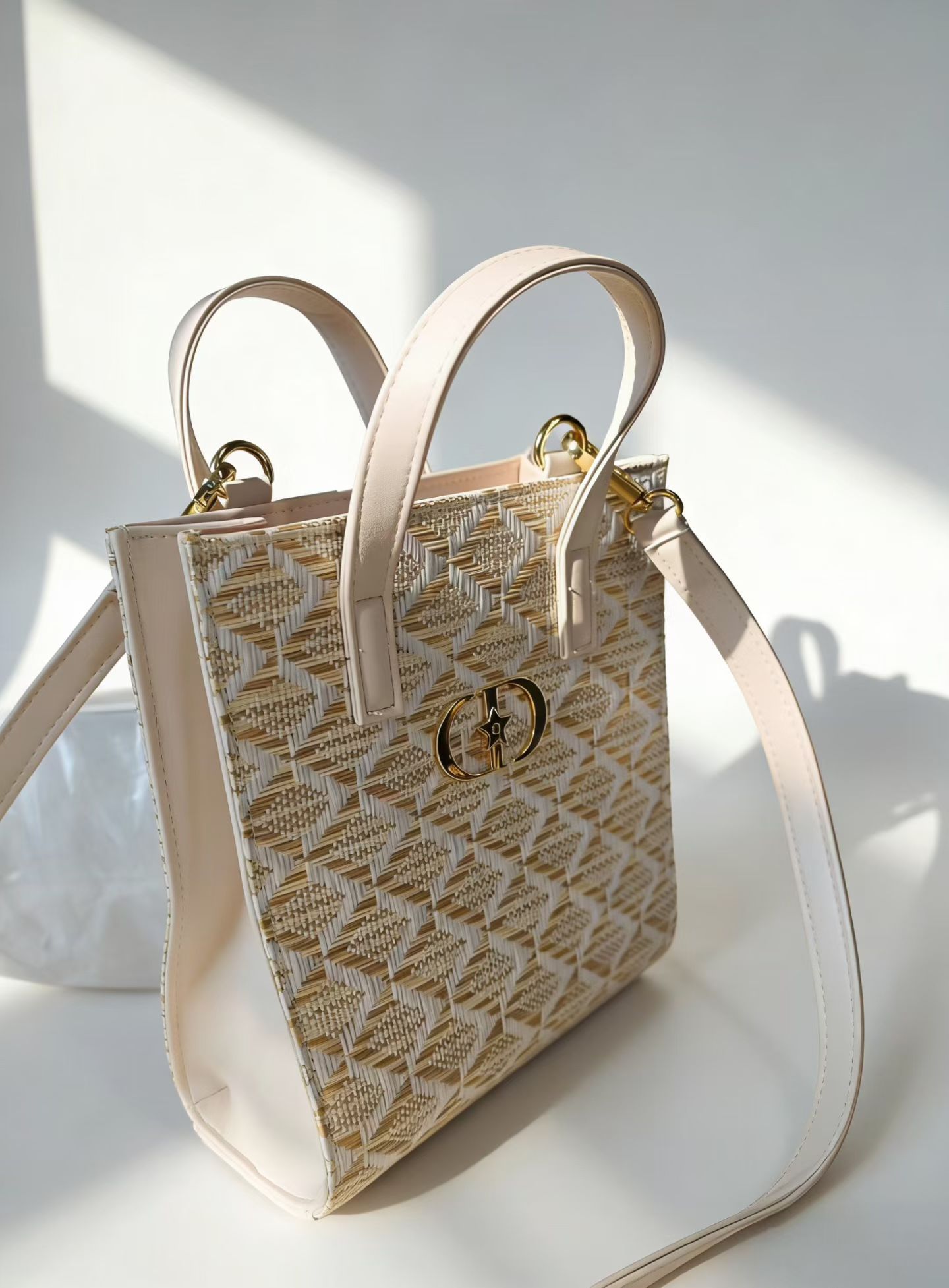 Dior全新米白色老花拼皮革手提包