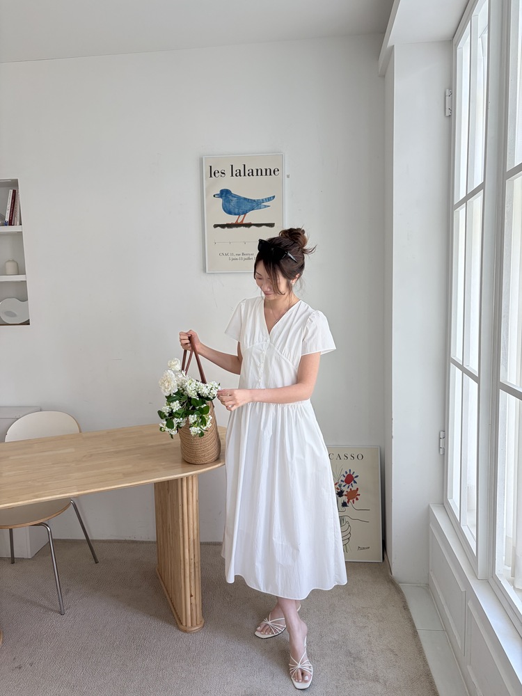 Airy Button Front Long Dress (White)