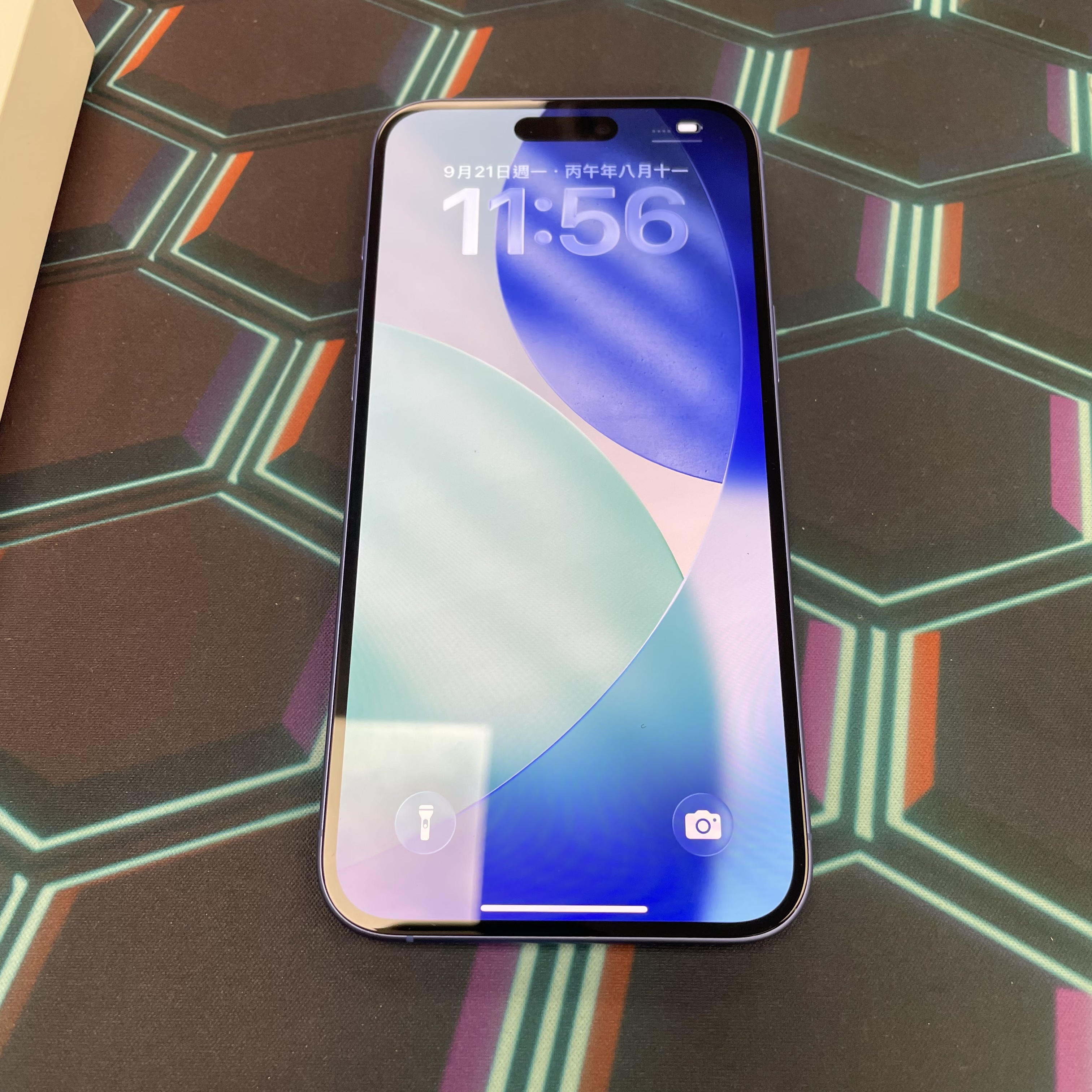 *7971 16 plus 完美機 128GB 電100 藍色 blue