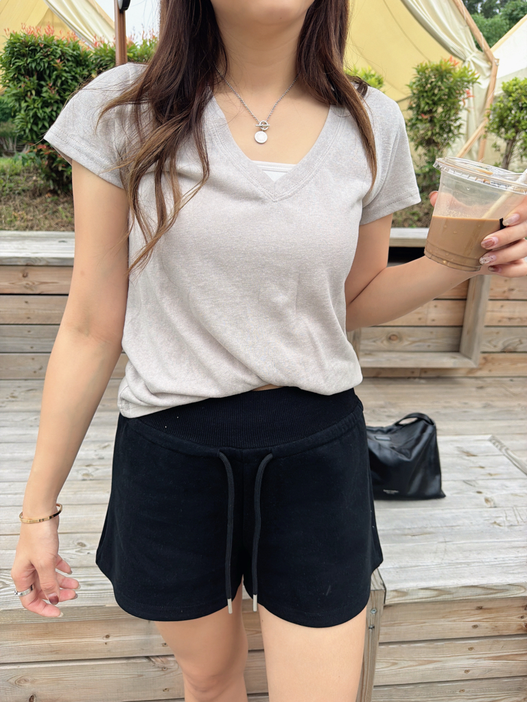 V領素色Tee(5色）