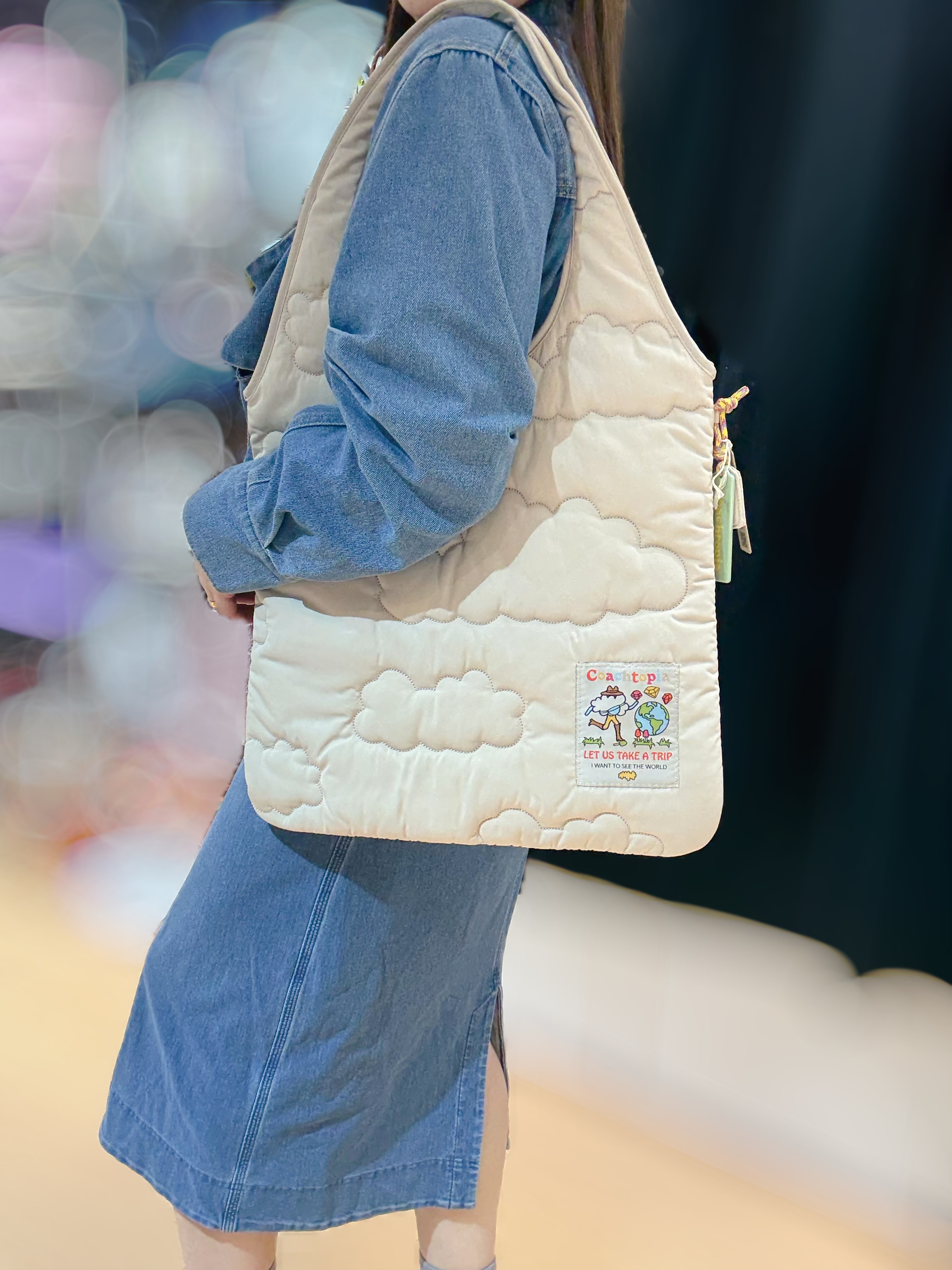 Coach loop flat tote beige