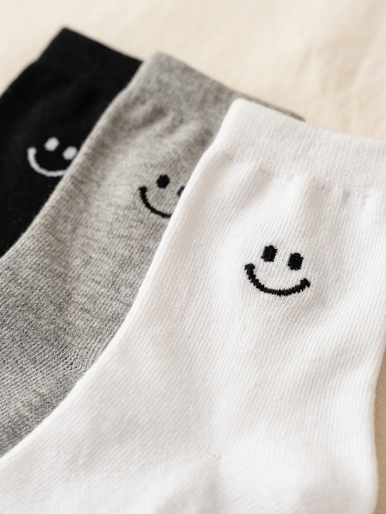 Korean Smile Point Men's Mid Crew Socks