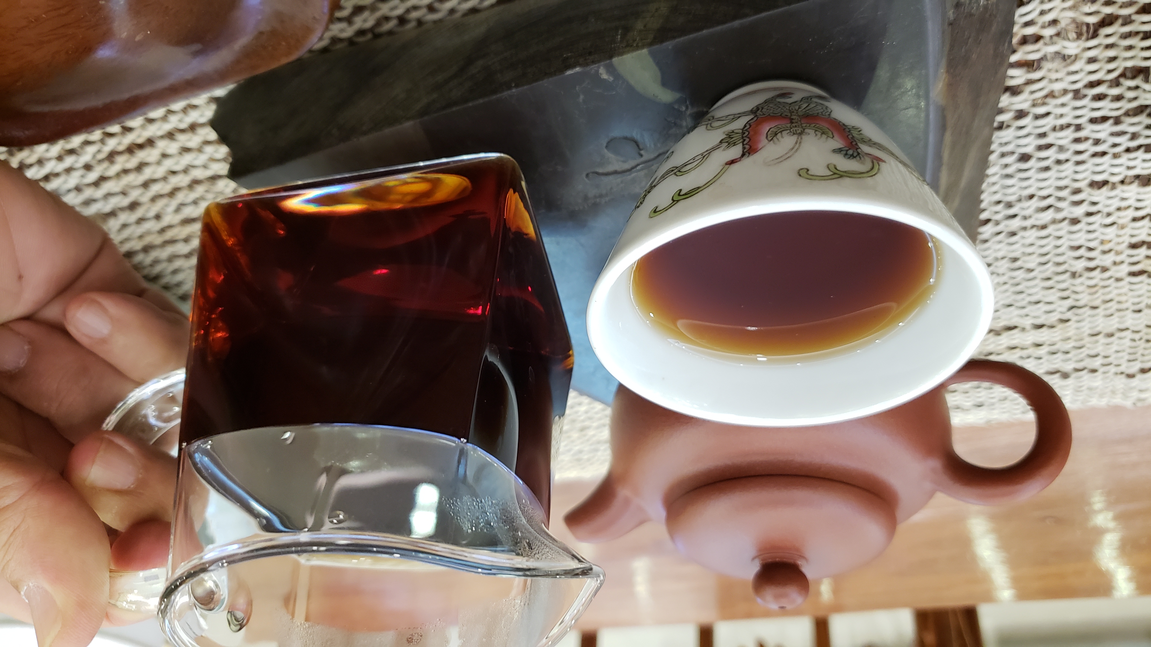 2010 宫廷贡茶沱茶 - 熟 - <有需要請聯絡我們 852-6329 6186>