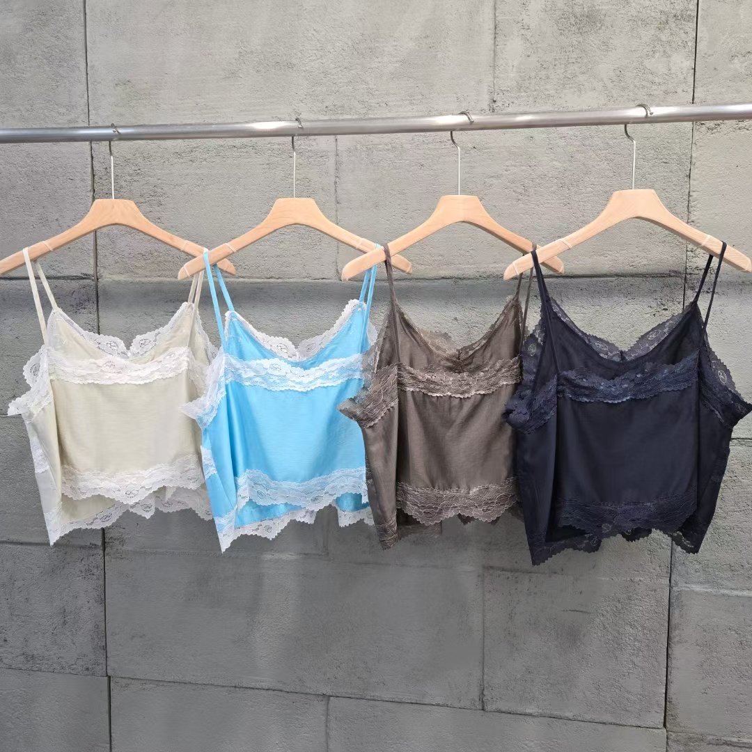 Lace silk vest 