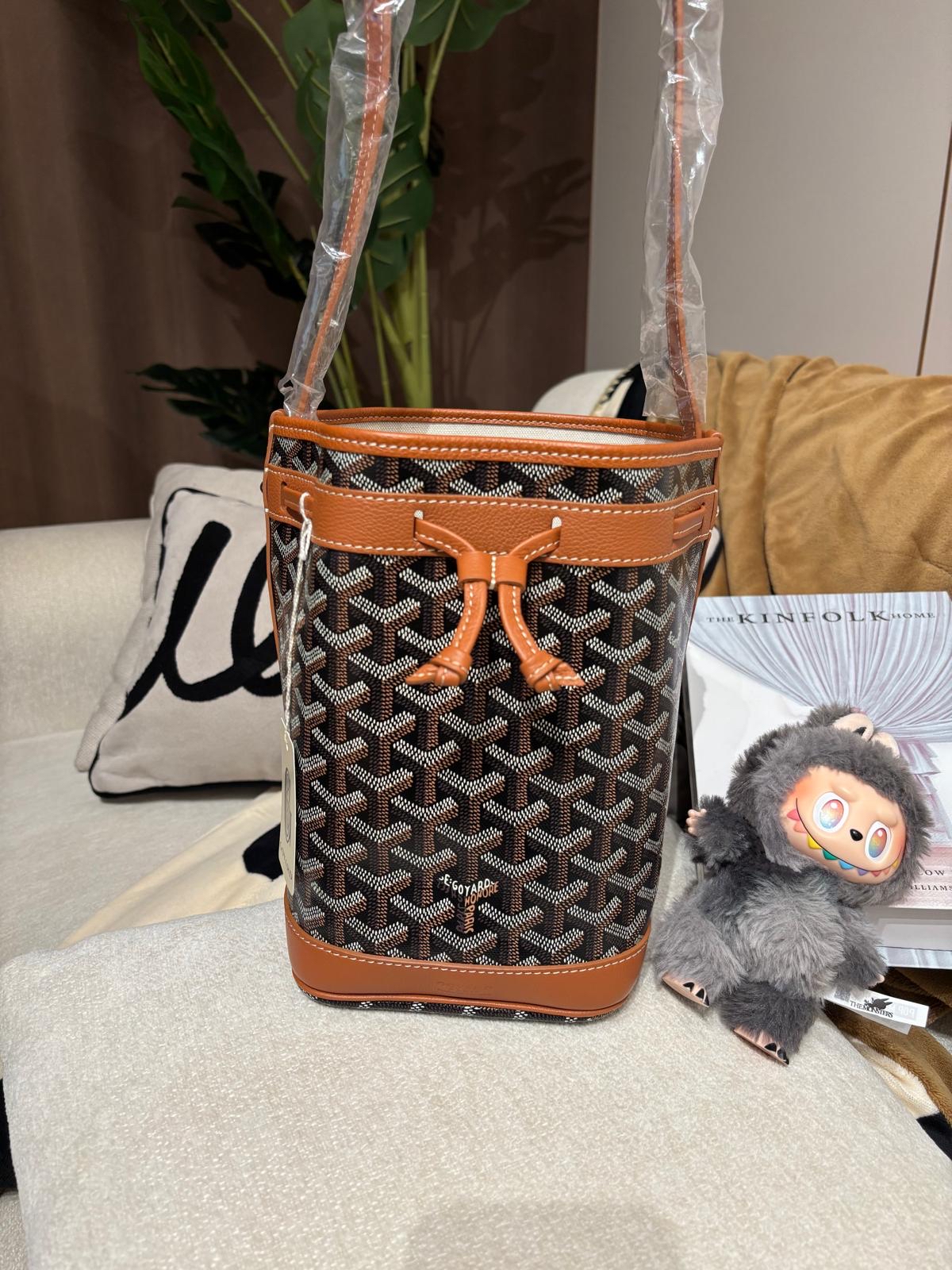 全新 Goyard petit flot bucket tan 100%Authentic ,100%new全新貨品 ✅收據副本✅dust bag✅booklet 
