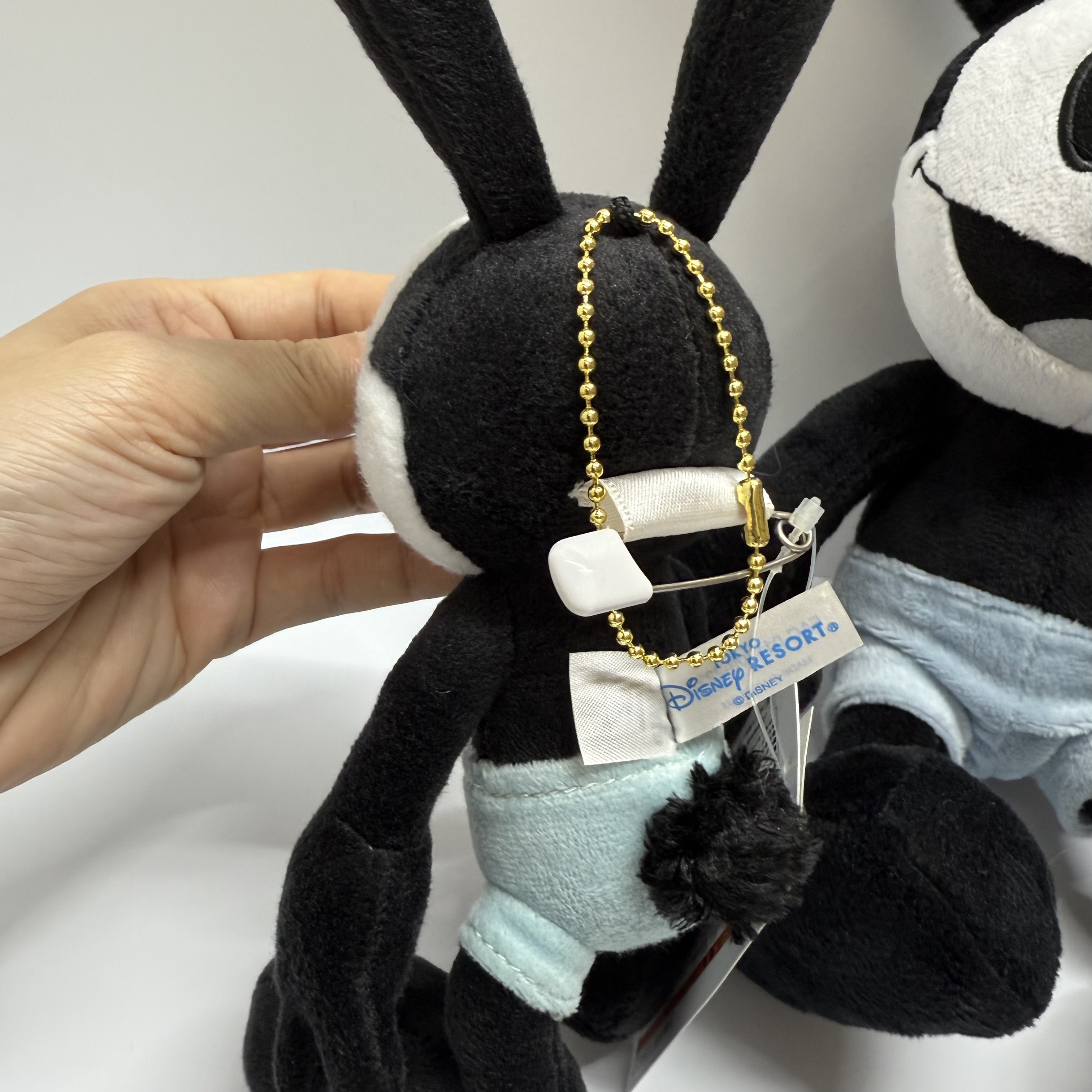 現貨 樂園限定 Oswald 吊飾 公仔