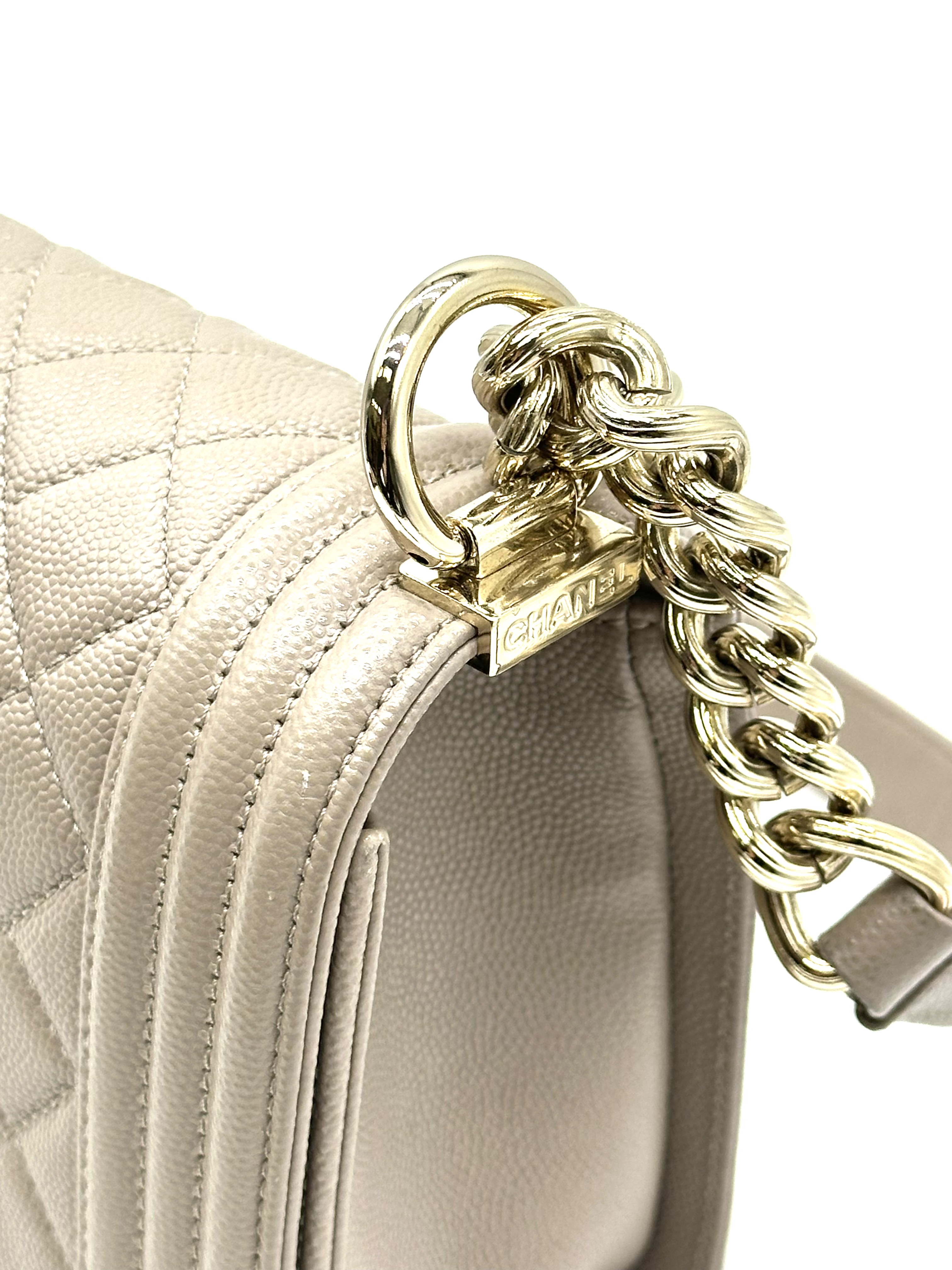 Pre-Owned CHANEL Boy Chanel Bag / Product Code: 26050605
