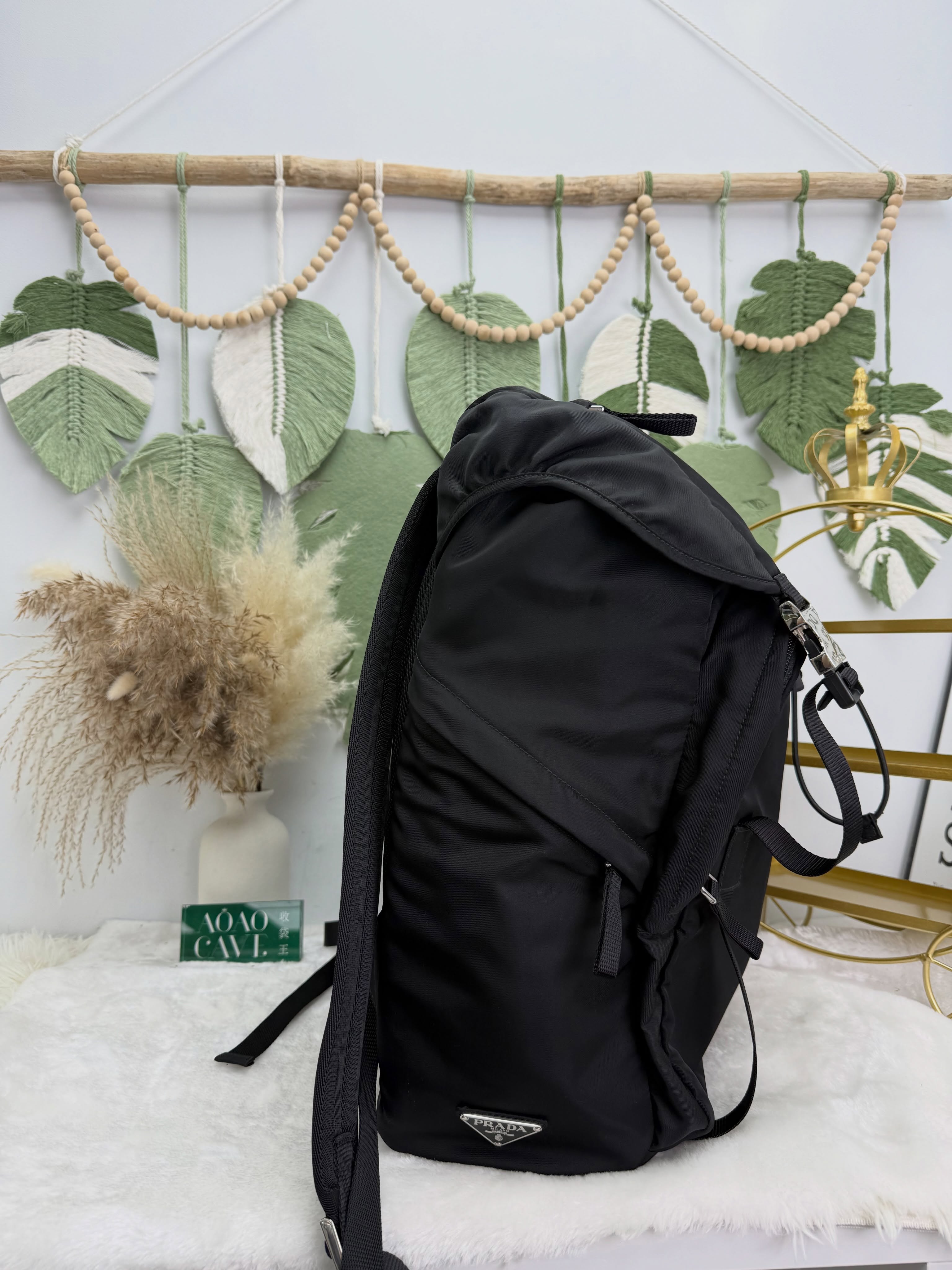 Parda 👜 PRE OWNED 🛍️Re-Nylon Backpack🖤