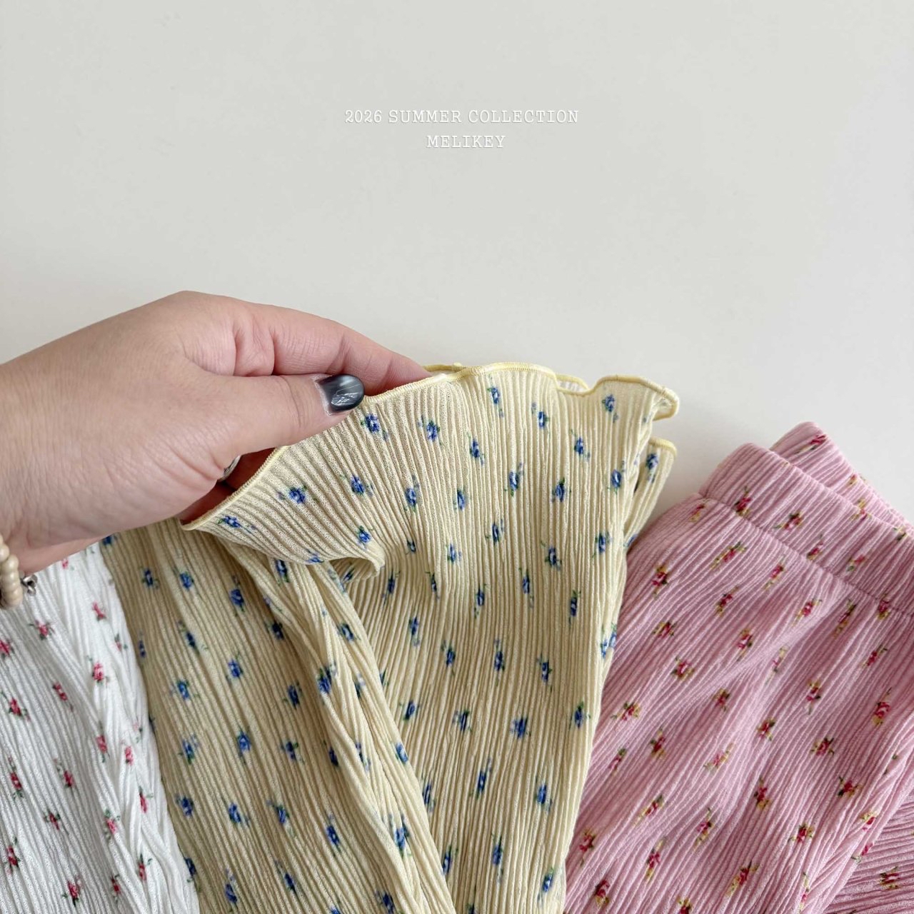 Floral Pleated Pants