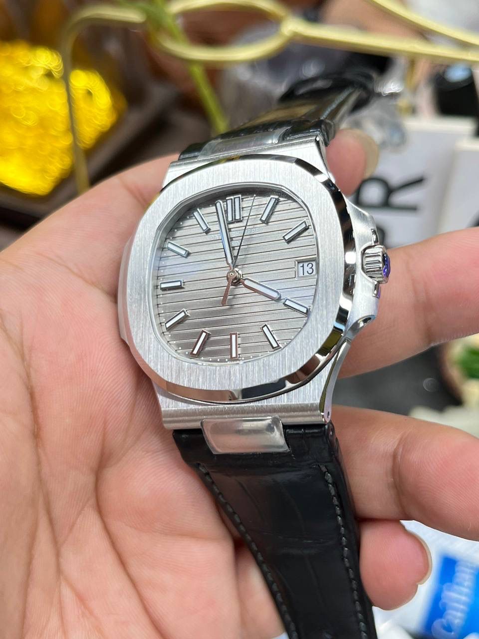 鹦鹉螺5711灰盘胶带胶带款/40mm*8.3mm/Cal.324一体机😍💯🤍