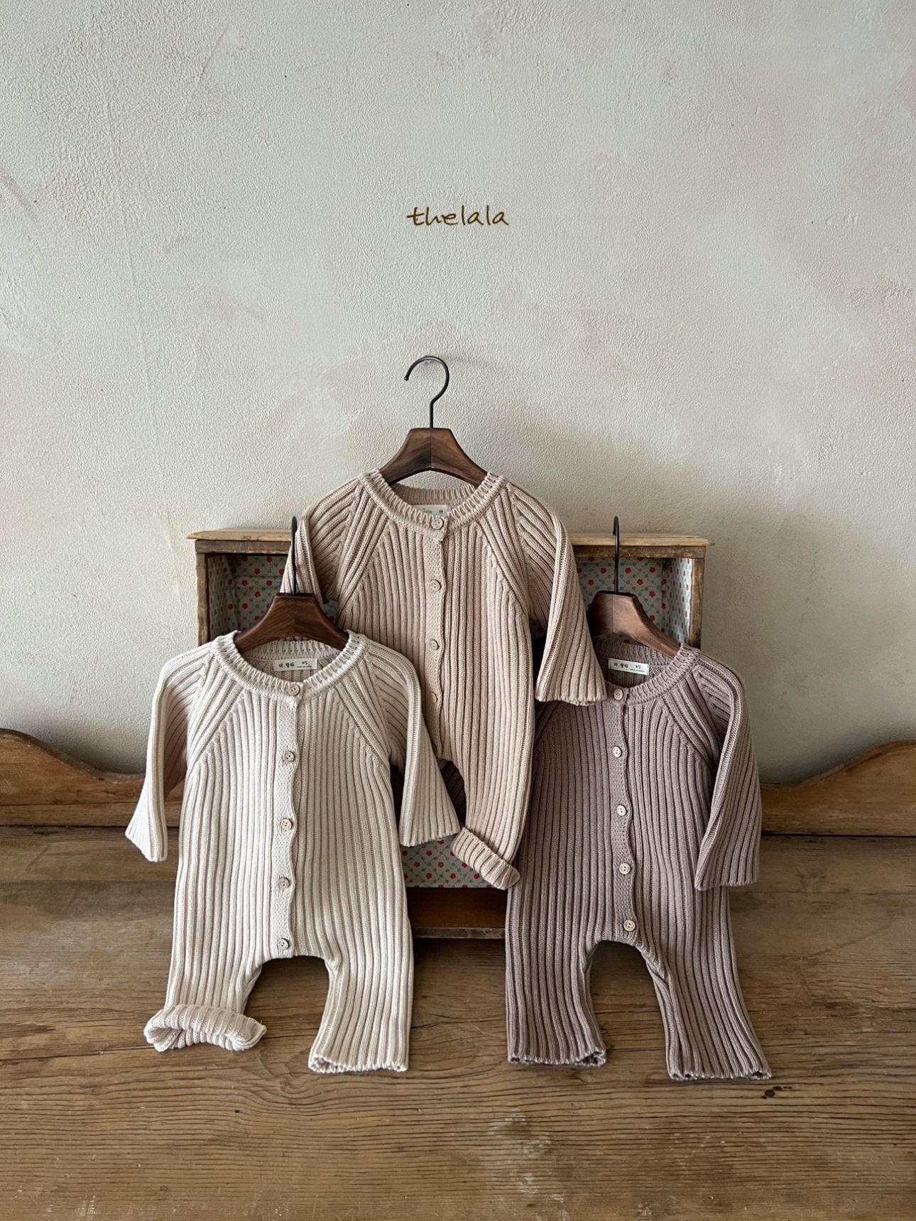 🌸預訂 韓國直送🌸🇰🇷THELALA三色開襟針織長袖連身服