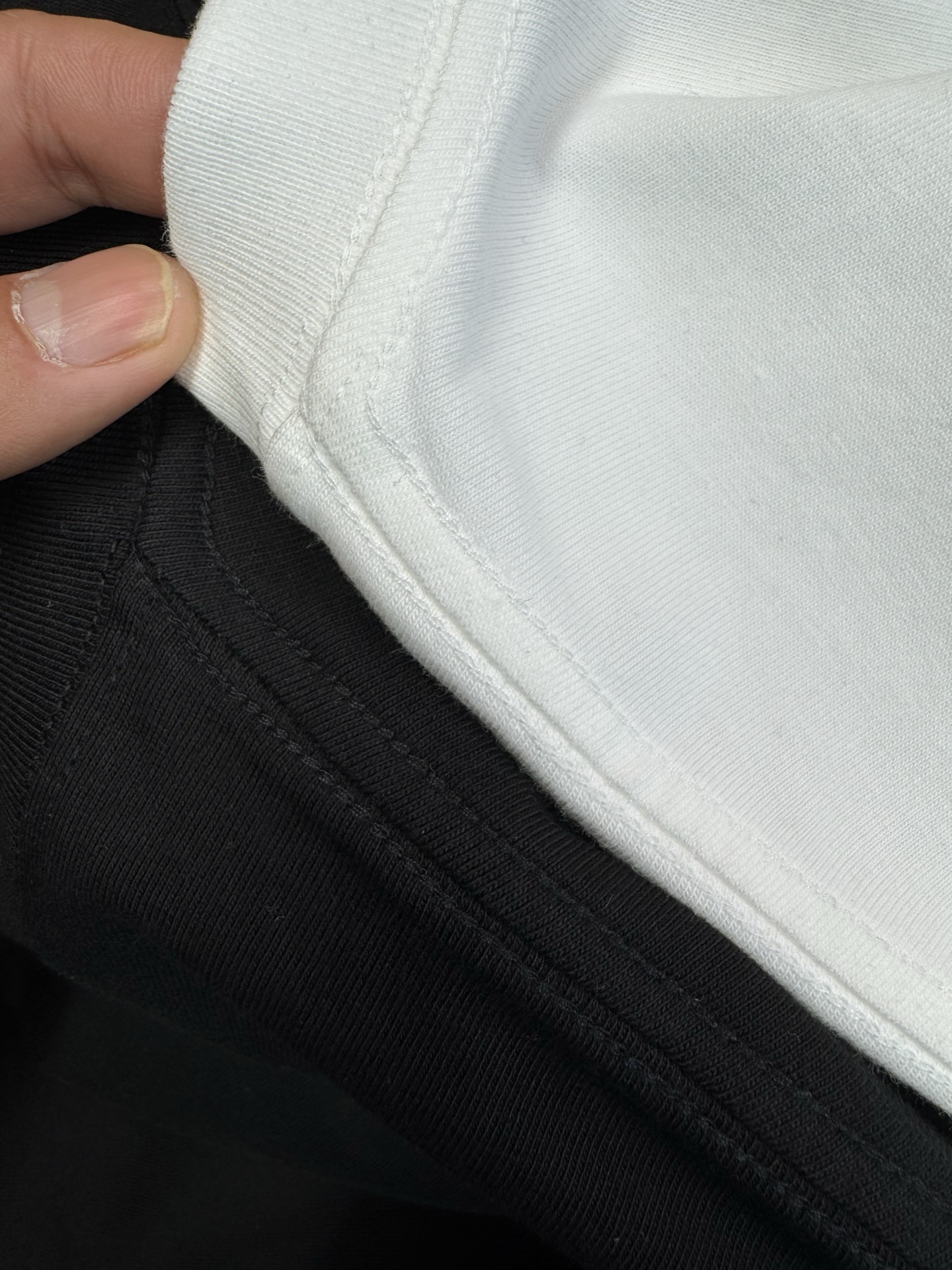 $168件。2件起$ 158件。The North Face 北面 全棉重磅Logo短袖T恤（男女同款）