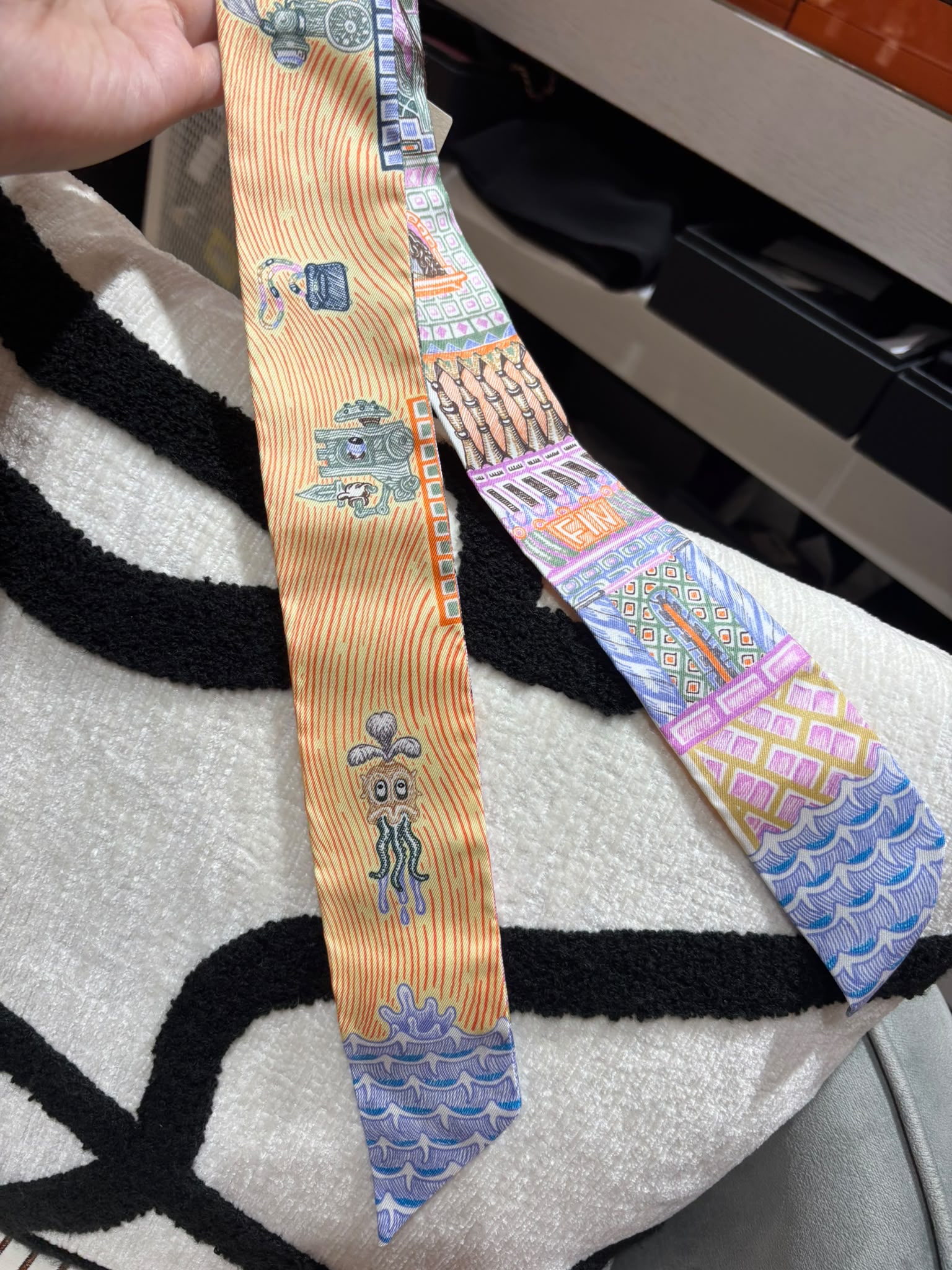 全新 Hermes Twilly Super Silk Quest 100%Authentic, Brand New 全新 ✅Box